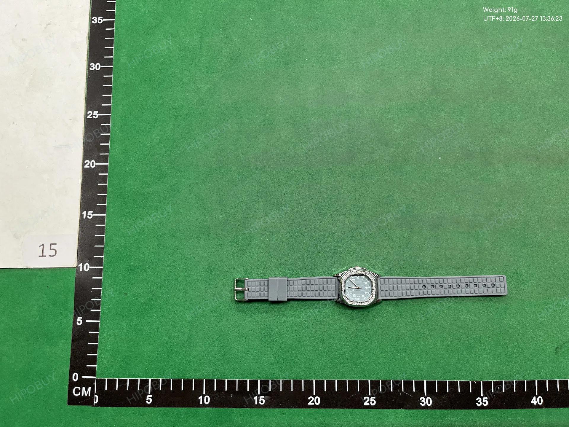 Foto QC 7 de Patek Philippe Nautilus Diamond Quartz 7010