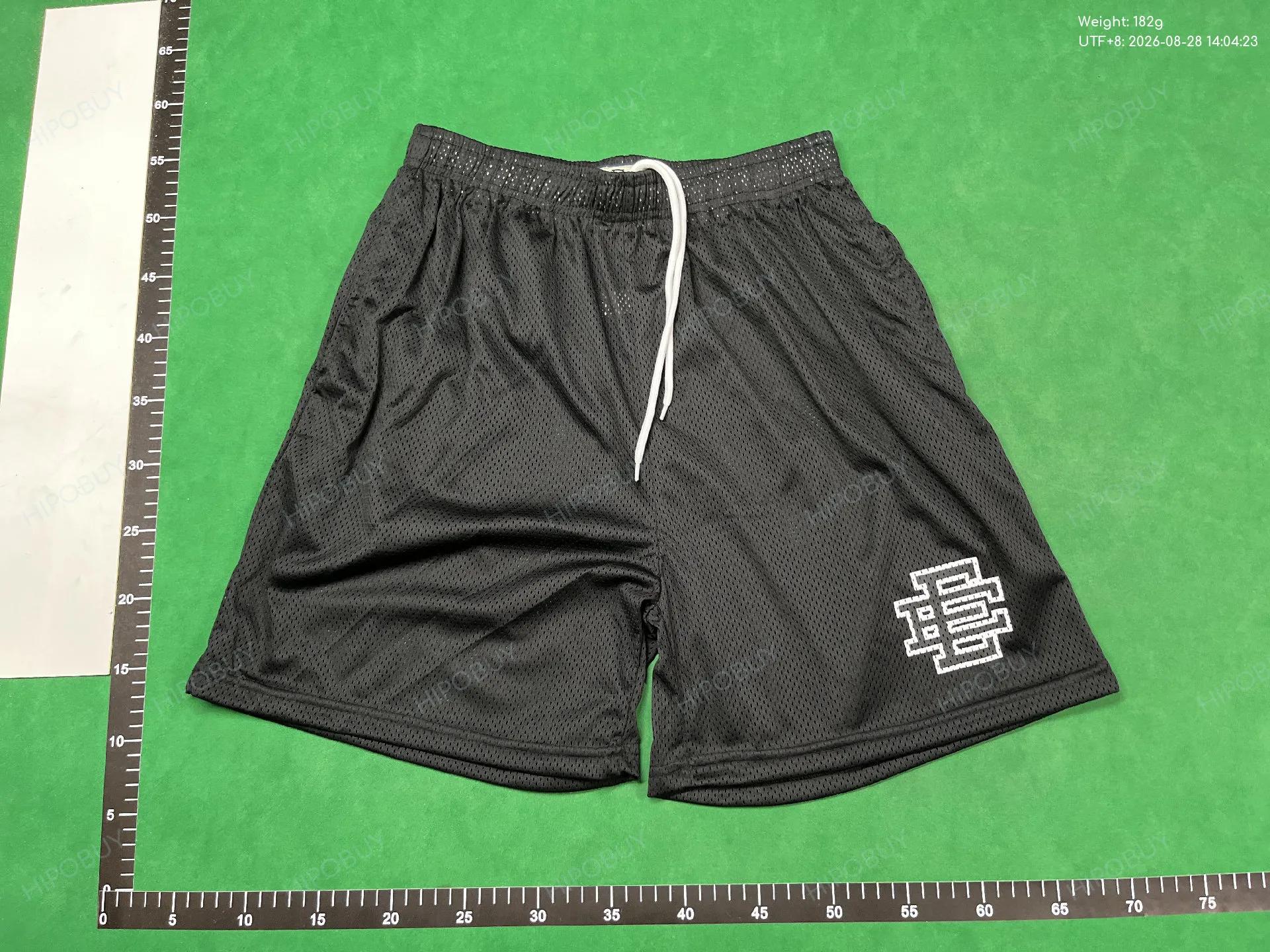 Foto QC 6 de Eric Emanuel EE Basketball Shorts Mesh Black Red