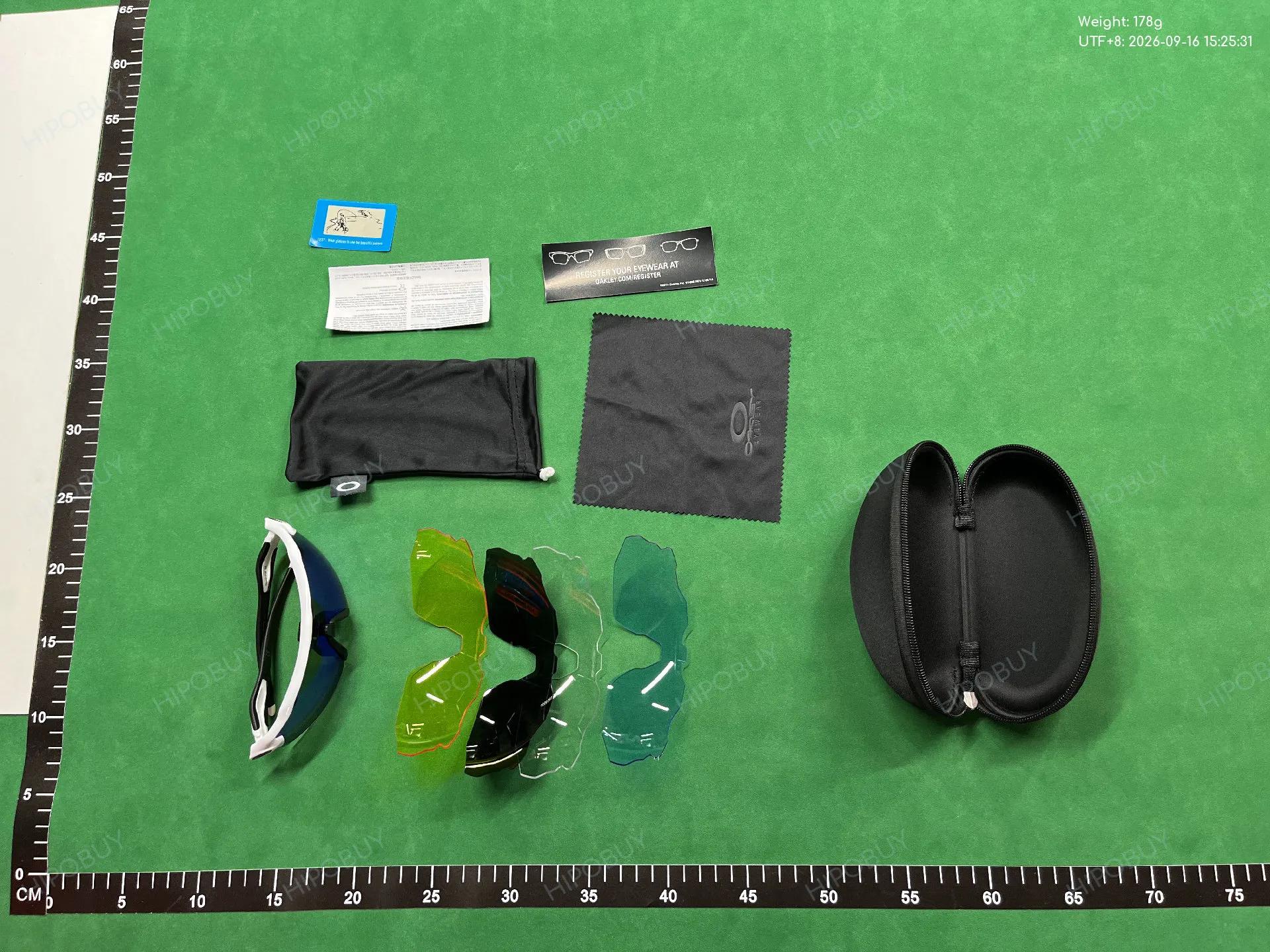 Foto QC 3 de Oakley Radar EV Path O-Matter Sunglasses Polished Black Blue (OO9208)
