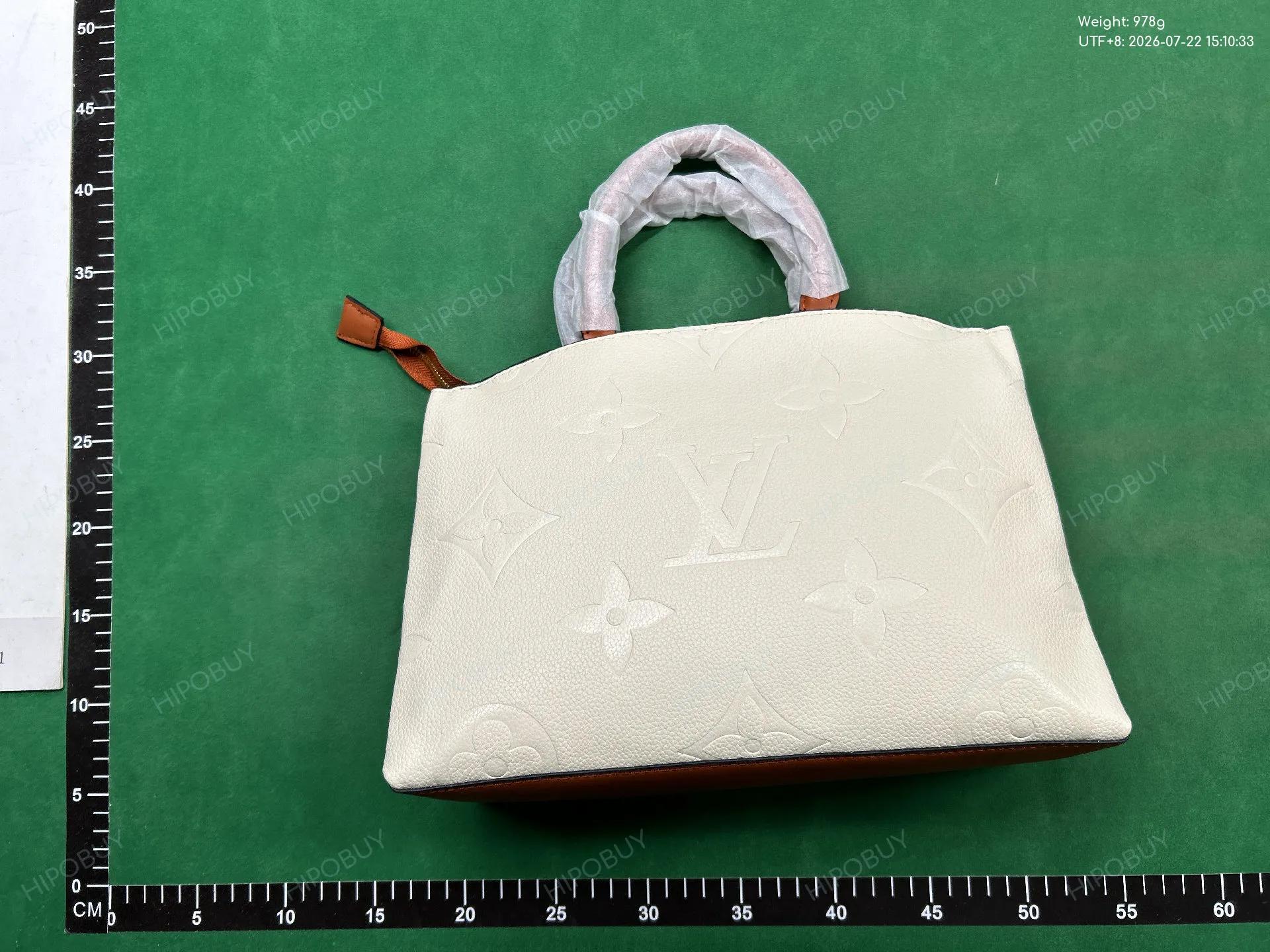 Foto QC 2 de Louis Vuitton Monogram Empreinte Top Handle Set White