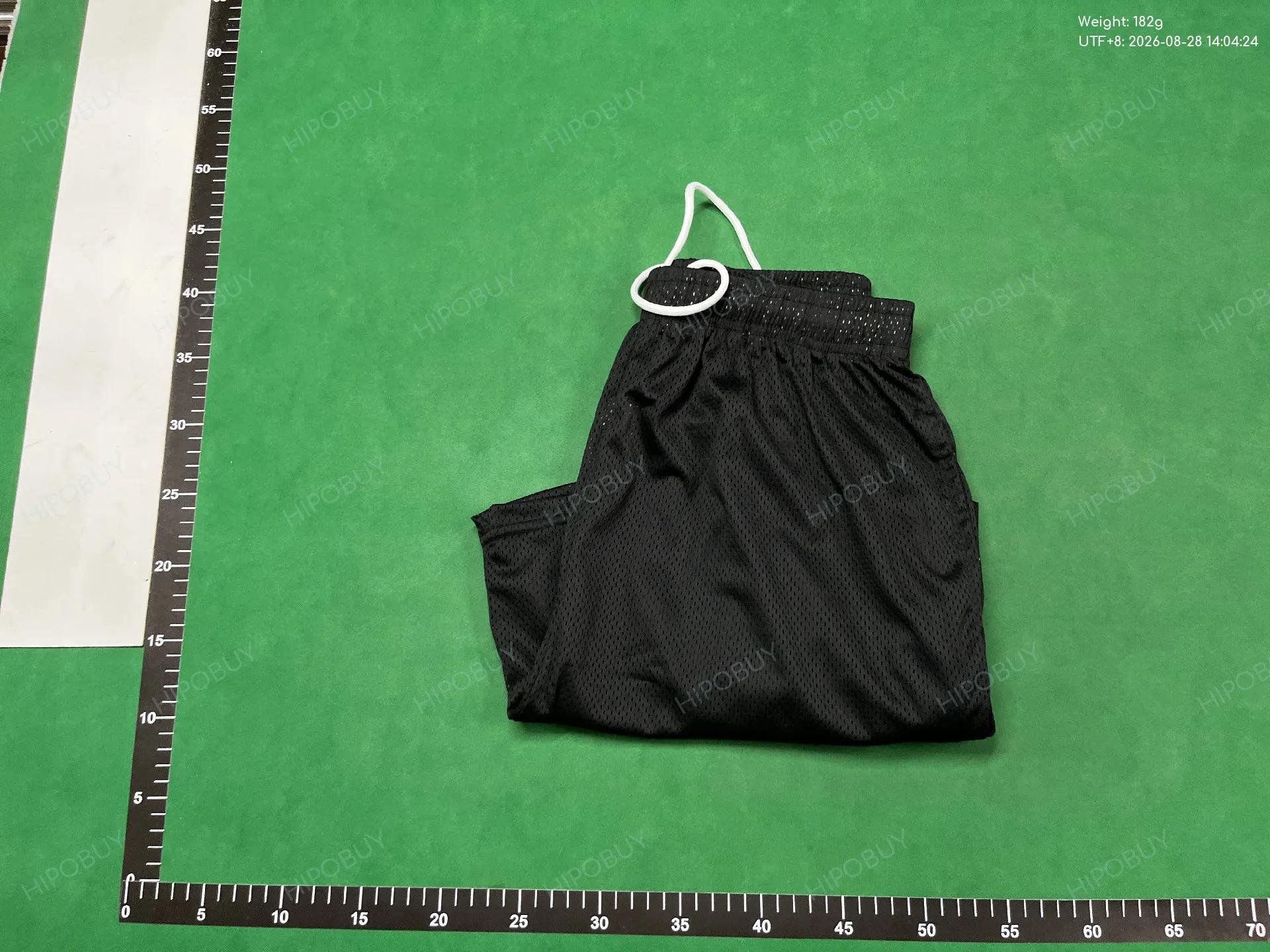 Foto QC 8 de Eric Emanuel EE Basketball Shorts Mesh Black Red