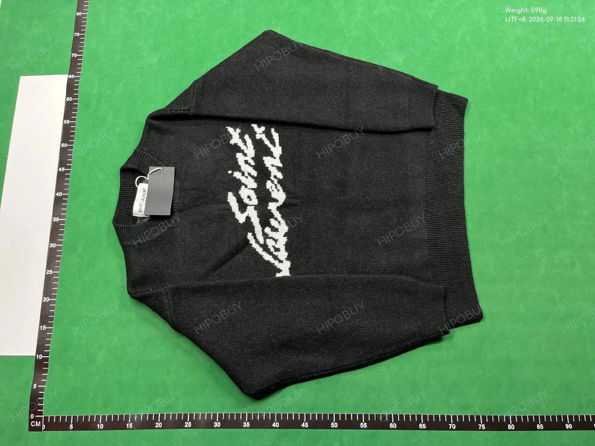 Foto QC 2 de Saint Laurent 90s Crewneck Sweater Logo Mohair-Blend Black White