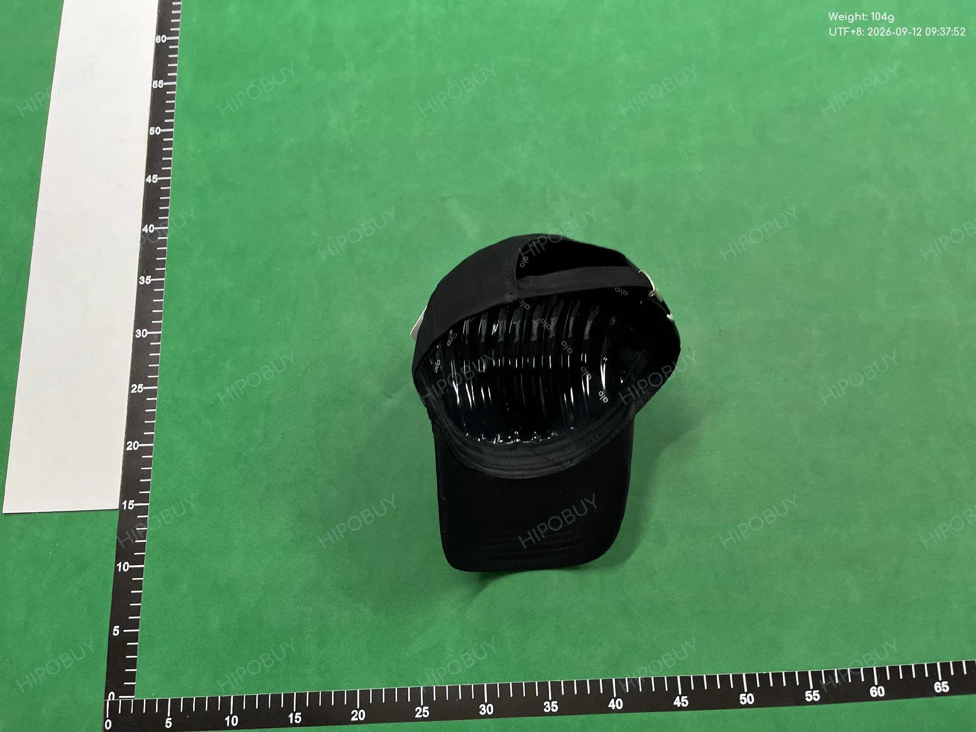 Foto QC 3 de Alo Off-Duty Cap White
