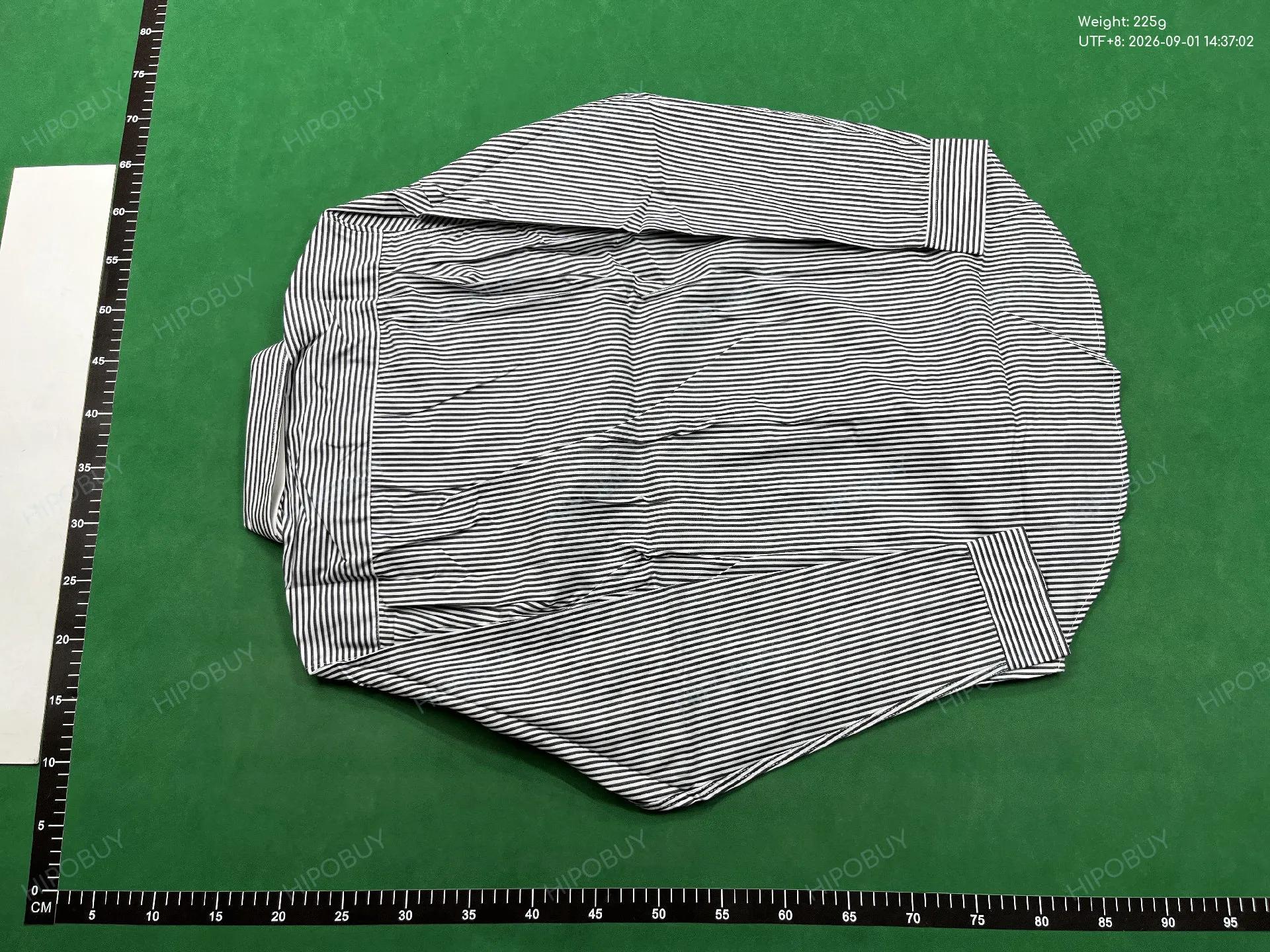 Foto QC 3 de Comme des Garçons Play Sweater Hooded Black Heart White