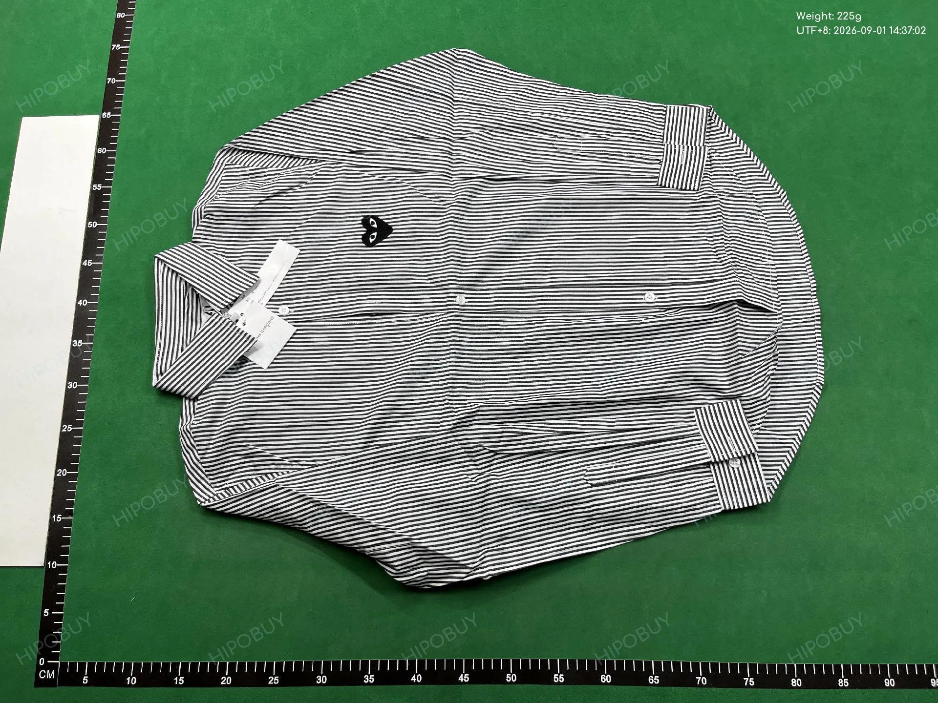 Foto QC 2 de Comme des Garçons Play Sweater Hooded Black Heart White