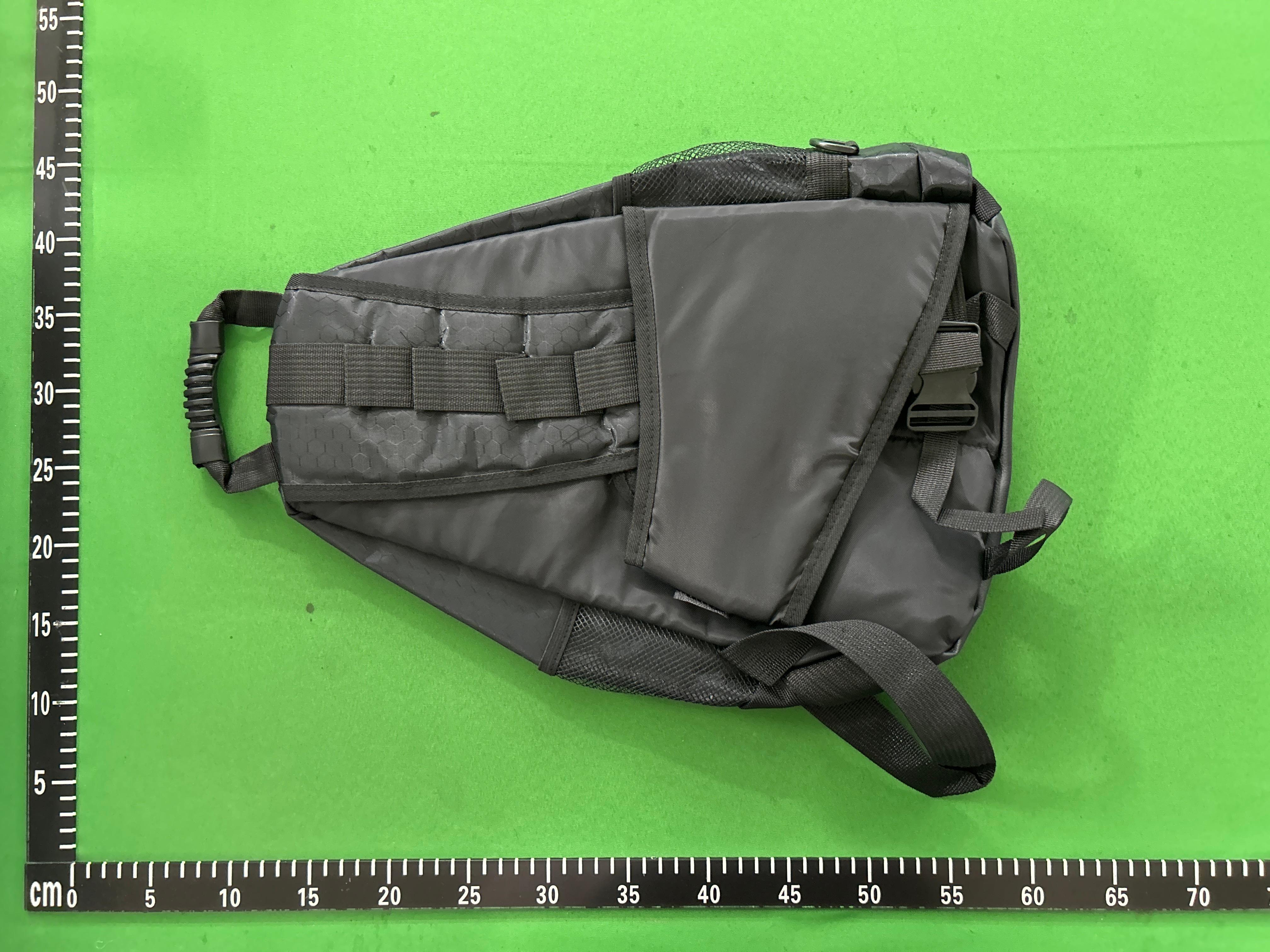 Foto QC 4 de Oakley Sandbag Sling Bag Black Yellow