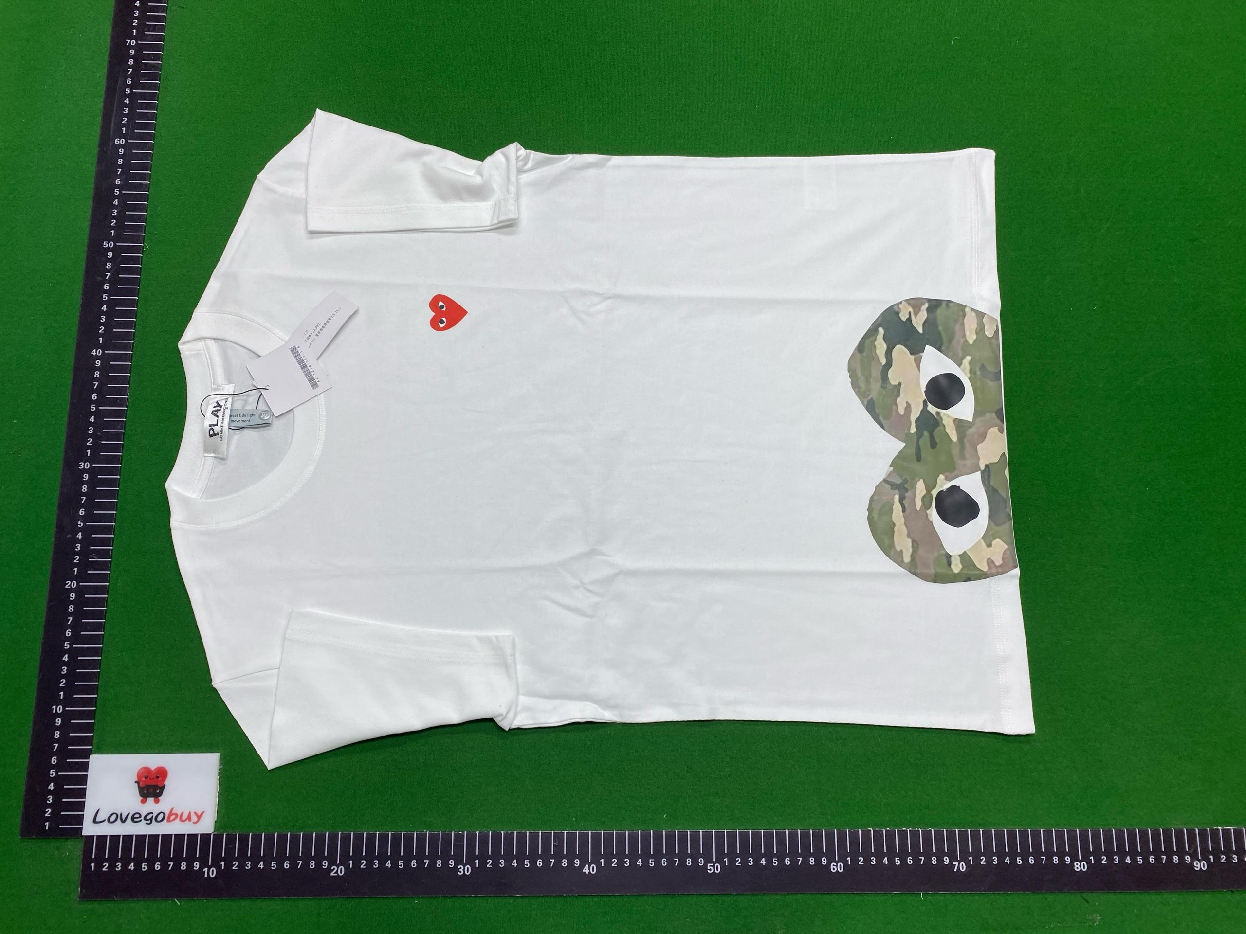 Foto QC 5 de Comme des Garçons Play T-shirt Camo Heart White