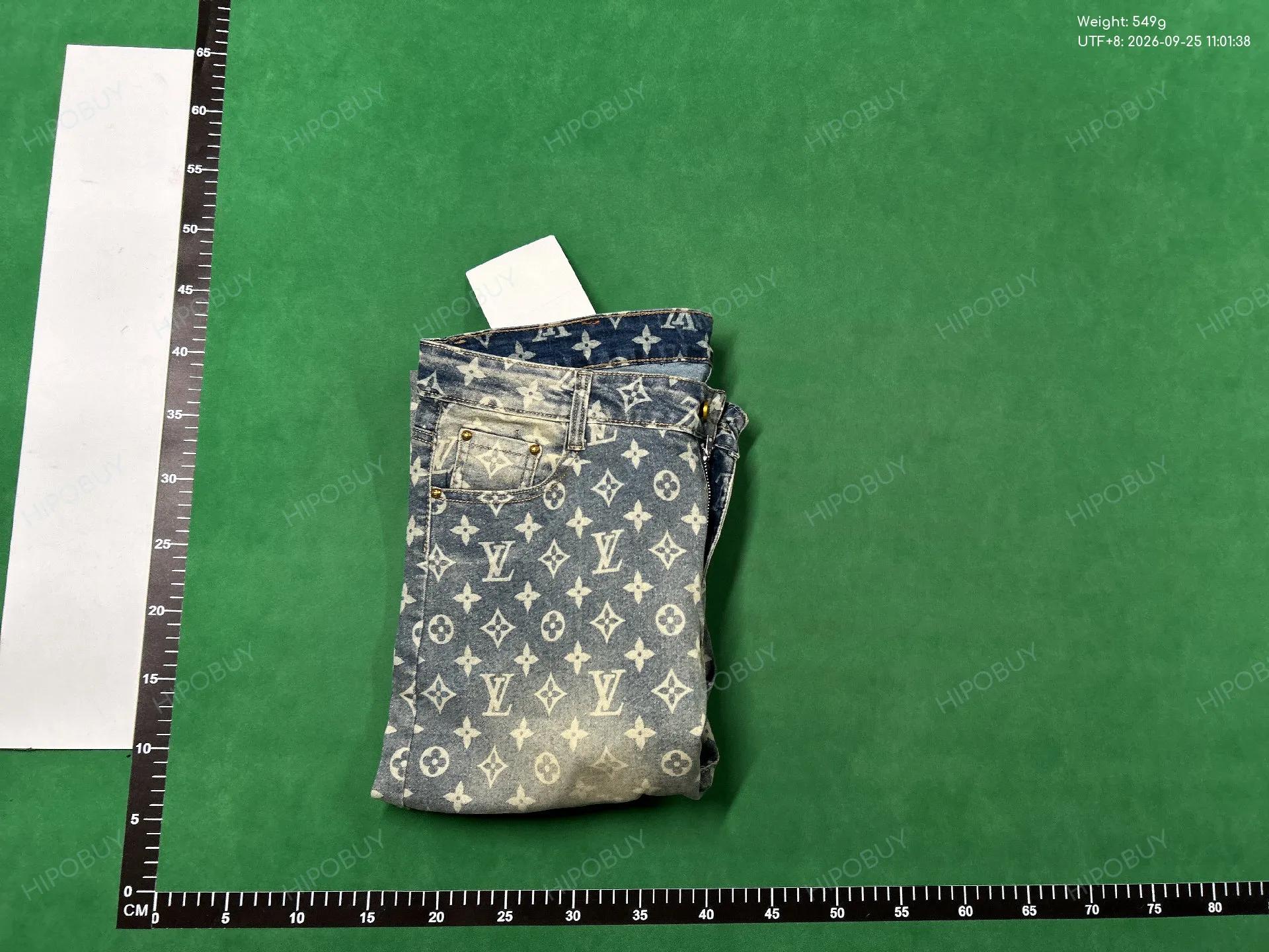 Foto QC 4 de Louis Vuitton Jeans Monogram Black