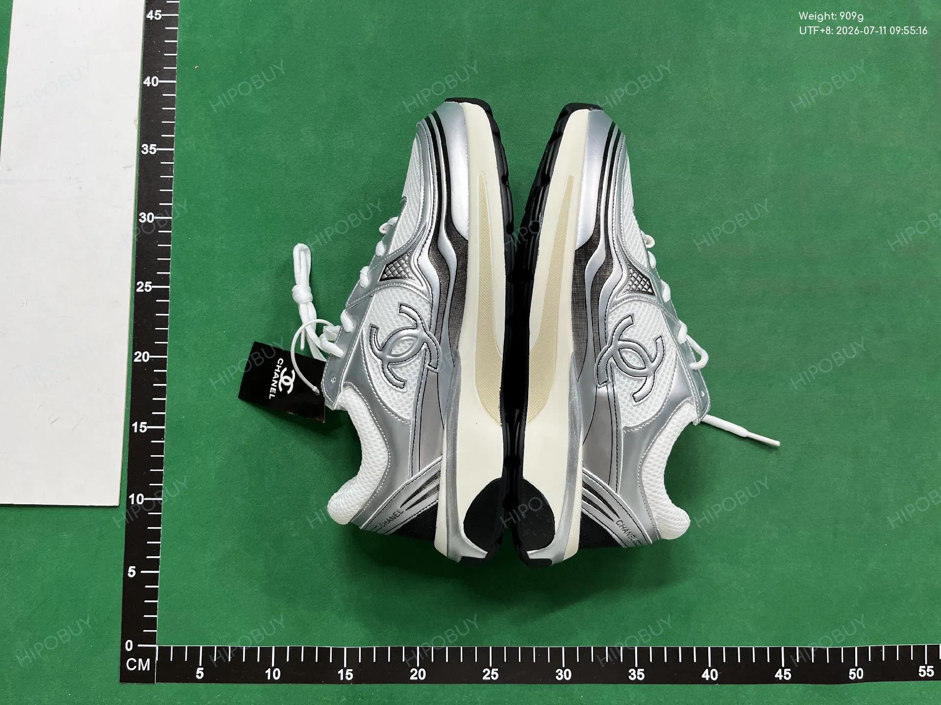 Foto QC 5 de Chanel Sneakers Low Metallic Silver White
