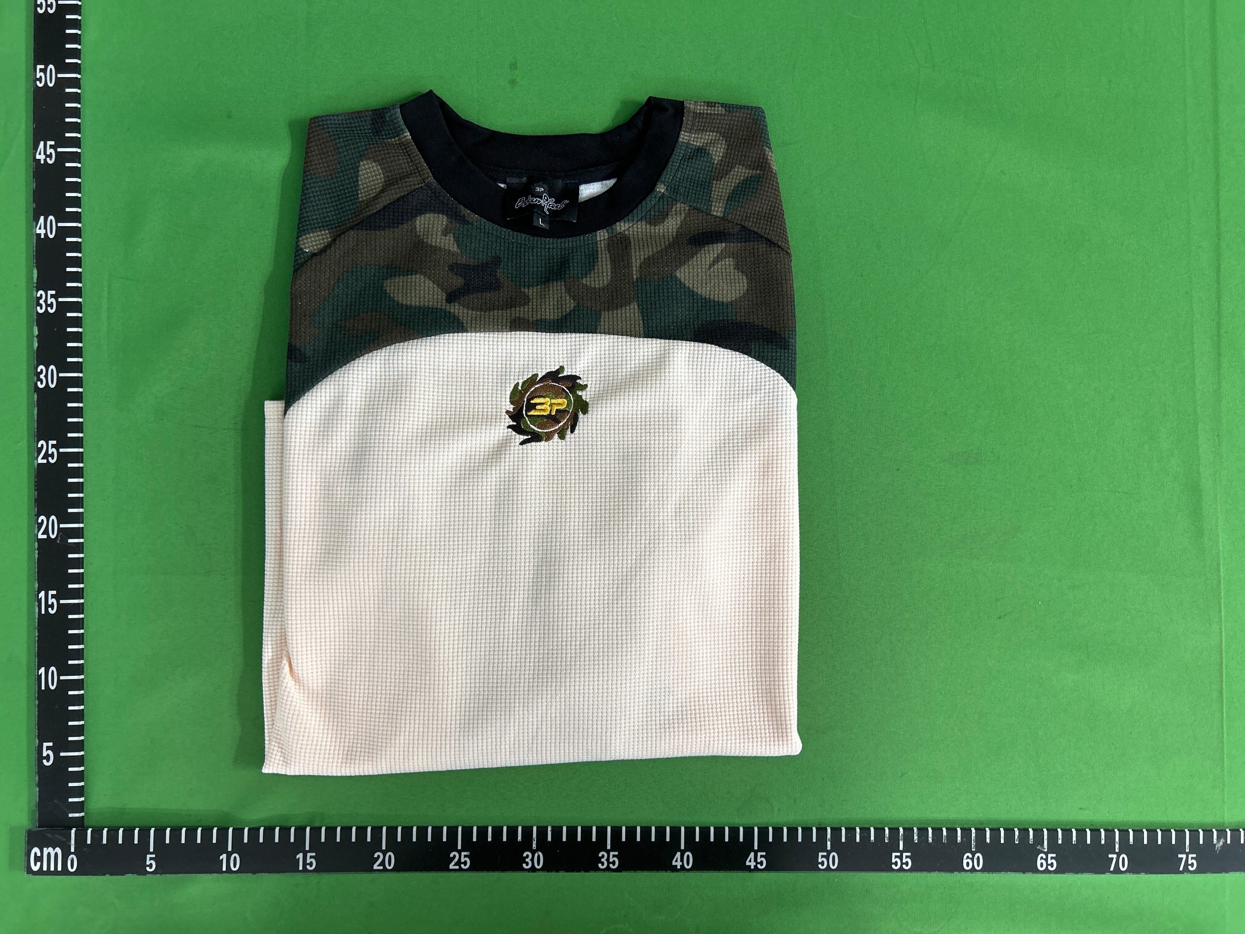Foto QC 1 de Broken Planet T-shirt Waffle Camo Raglan White