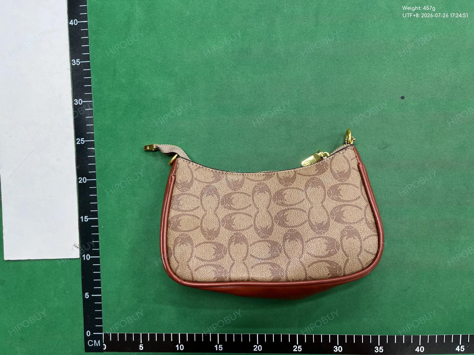 Foto QC 4 de Coach Teri Shoulder Bag Signature Canvas Light Khaki Chalk