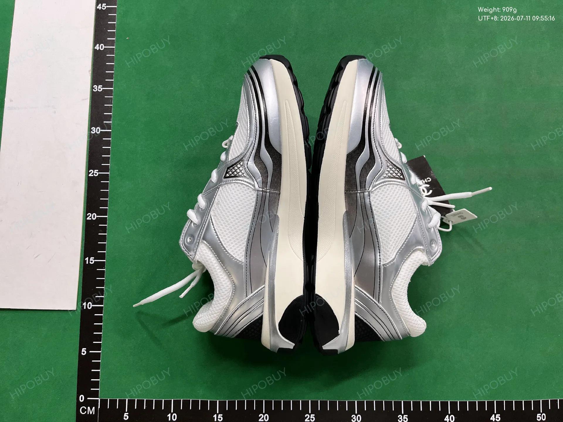 Foto QC 4 de Chanel Sneakers Low Metallic Silver White