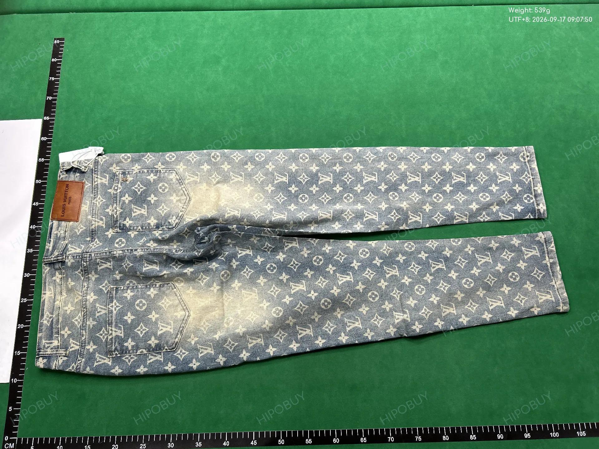 Foto QC 7 de Louis Vuitton Jeans Monogram Black