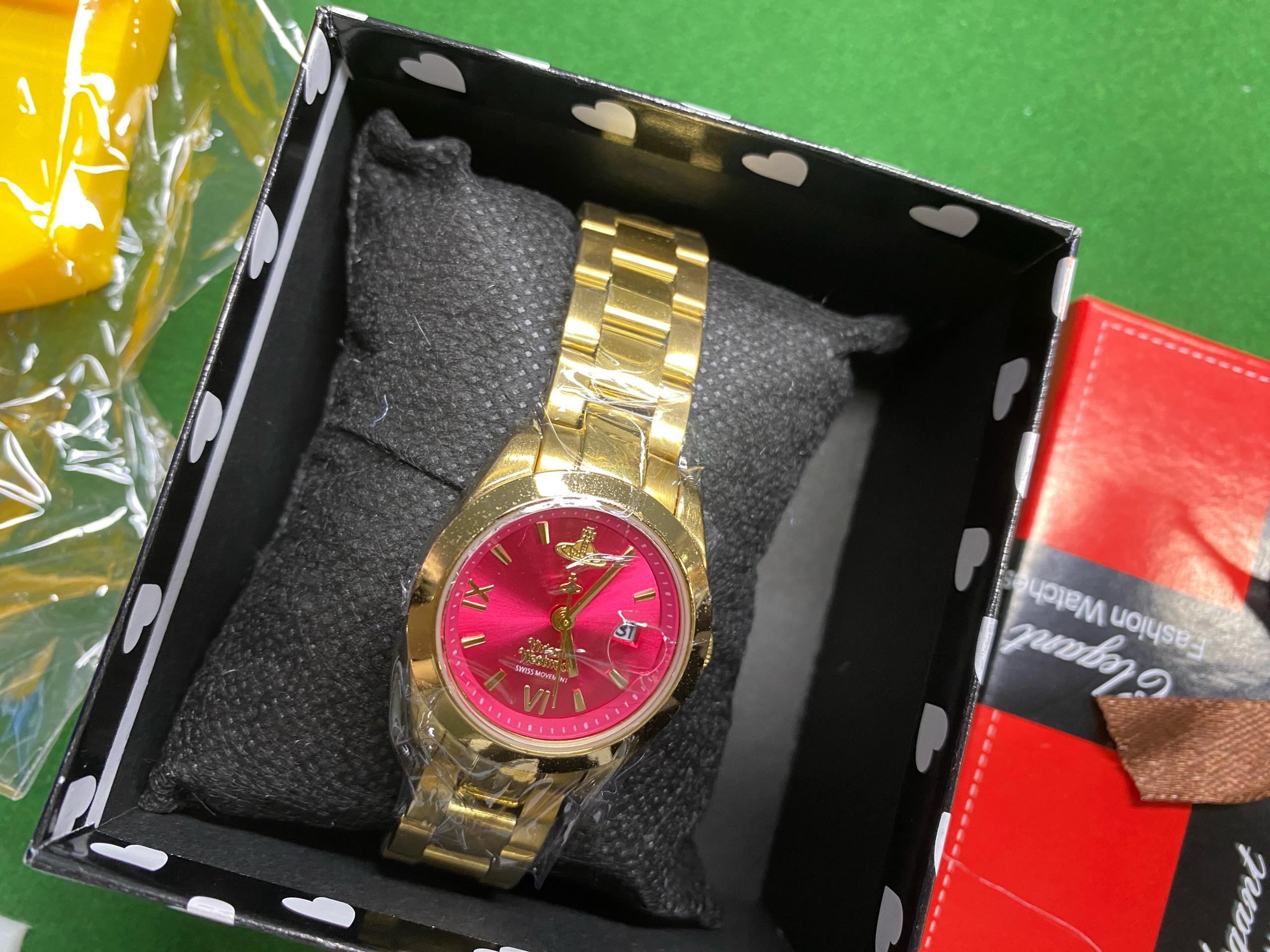 Foto QC 6 de Vivienne Westwood Orb VV311LBLSL