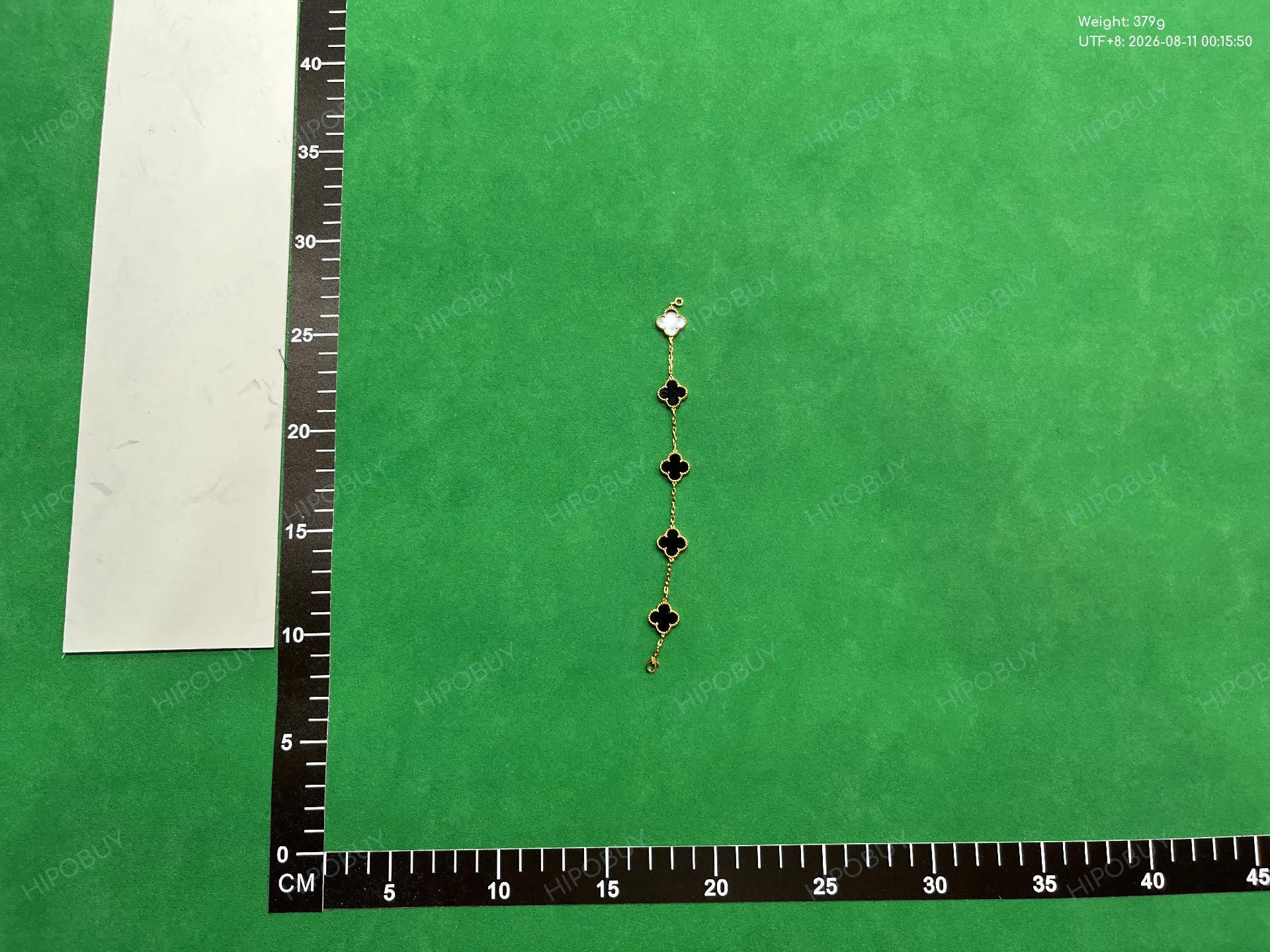 Foto QC 2 de Van Cleef & Arpels Alhambra Bracelet Metal Stone Blue