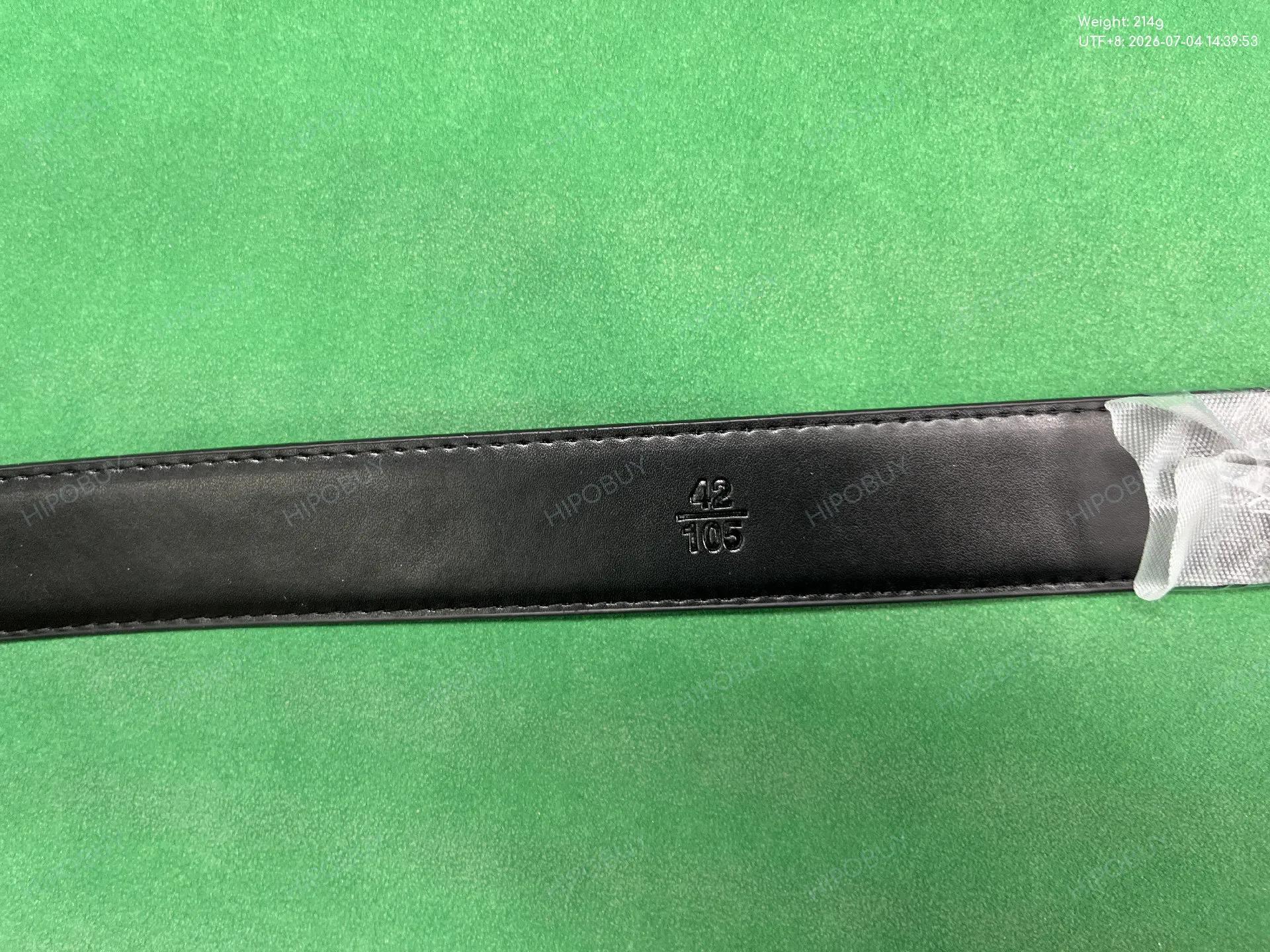 Foto QC 1 de Ferragamo Gancini Belt Black Gancini Embossed