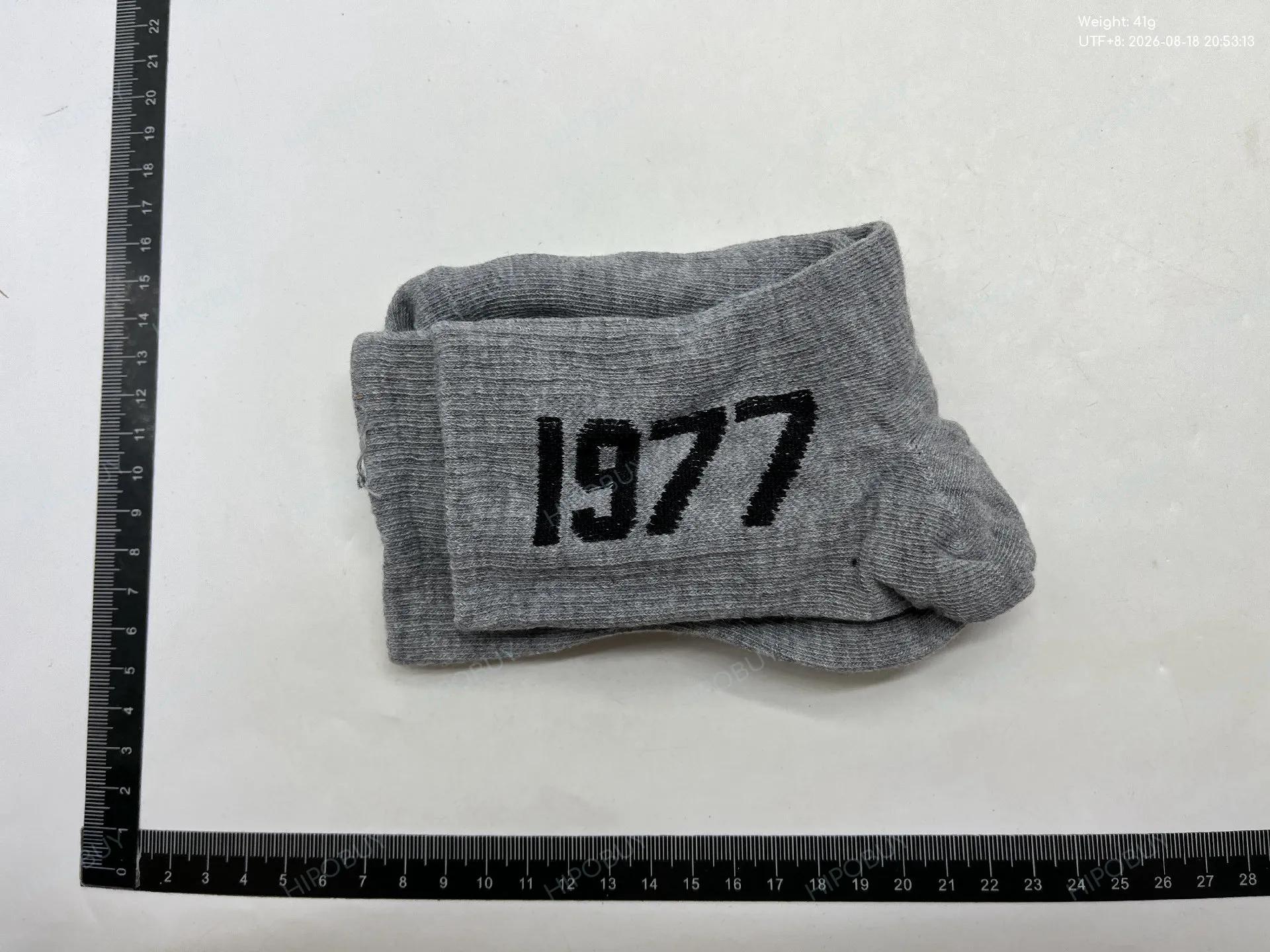 Foto QC 1 de Fear of God Essentials Crew Socks 1977 Multicolor