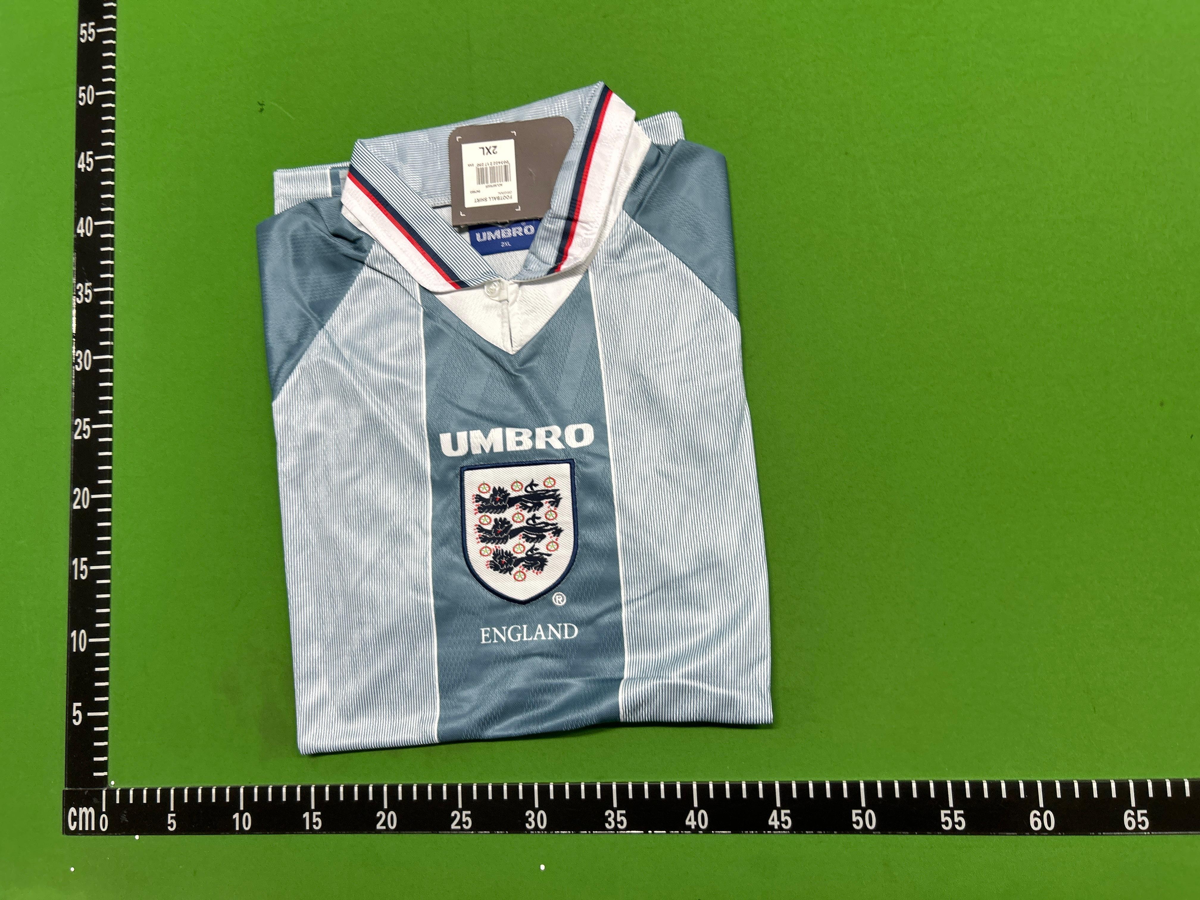 Foto QC 5 de Kelme x Real Madrid Retro 1998 Champions League Final Trophy Graphic Jersey White
