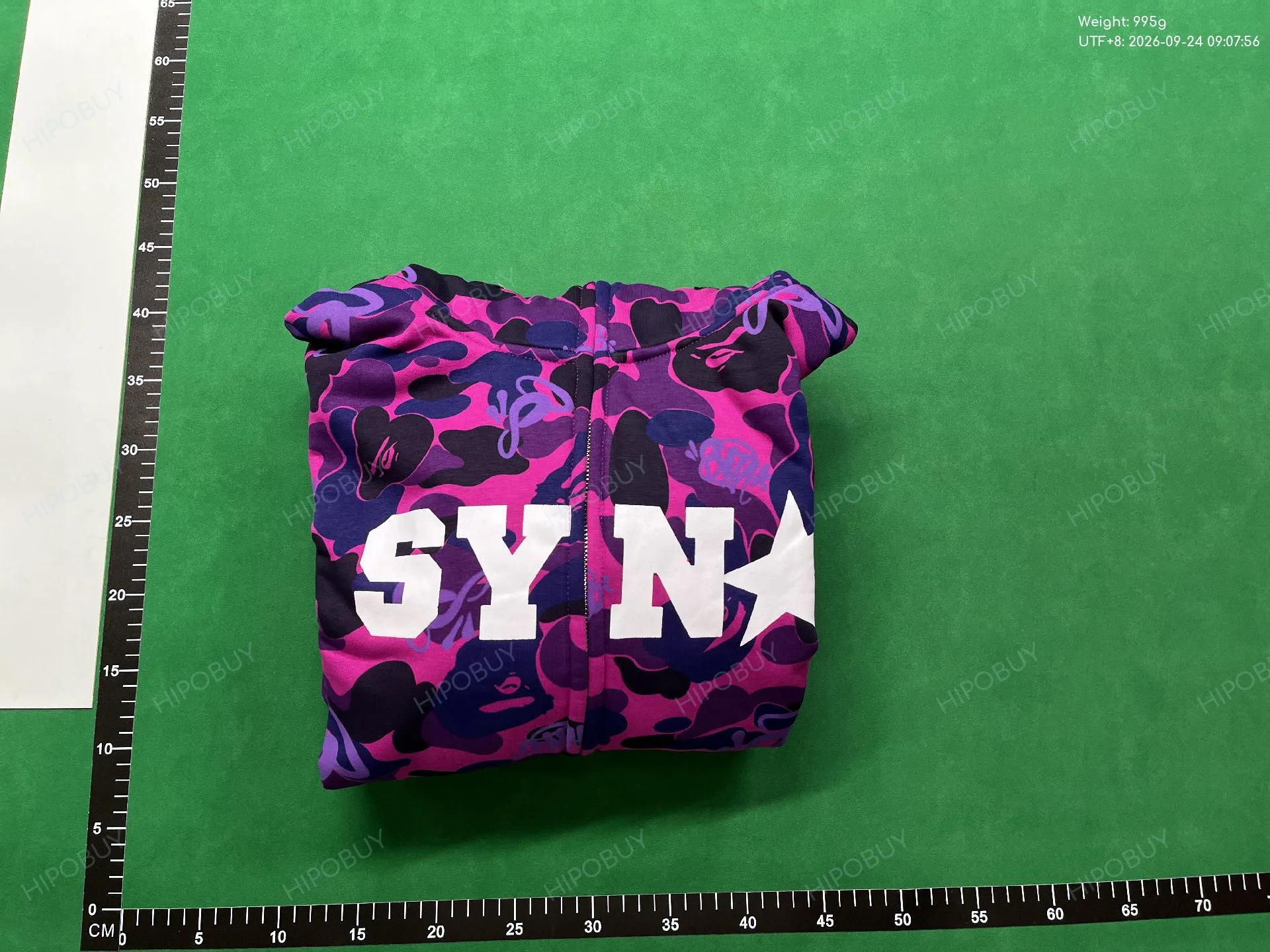 Foto QC 8 de Syna Bape Spotify Camo Relaxed Fit Sweatpants Green