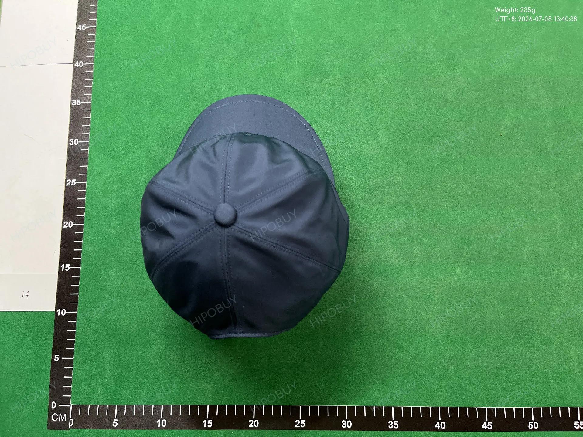 Foto QC 2 de Burberry Vintage Check Bucket Hat Archive Beige