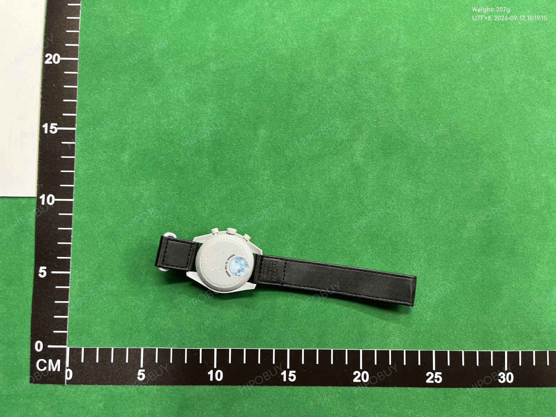 Foto QC 8 de Omega x Swatch Bioceramic MoonSwatch Mission to Jupiter SO33C100