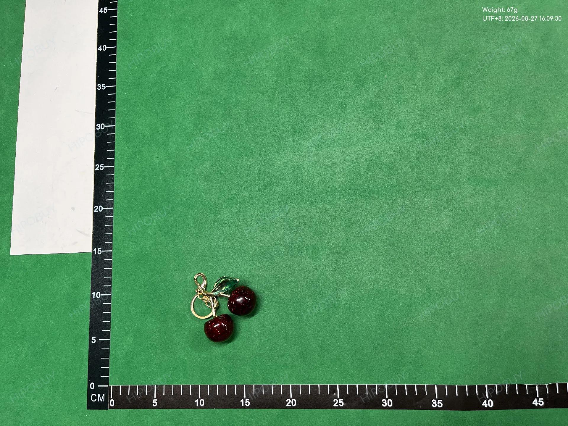 Foto QC 4 de Cherry Keychain Red