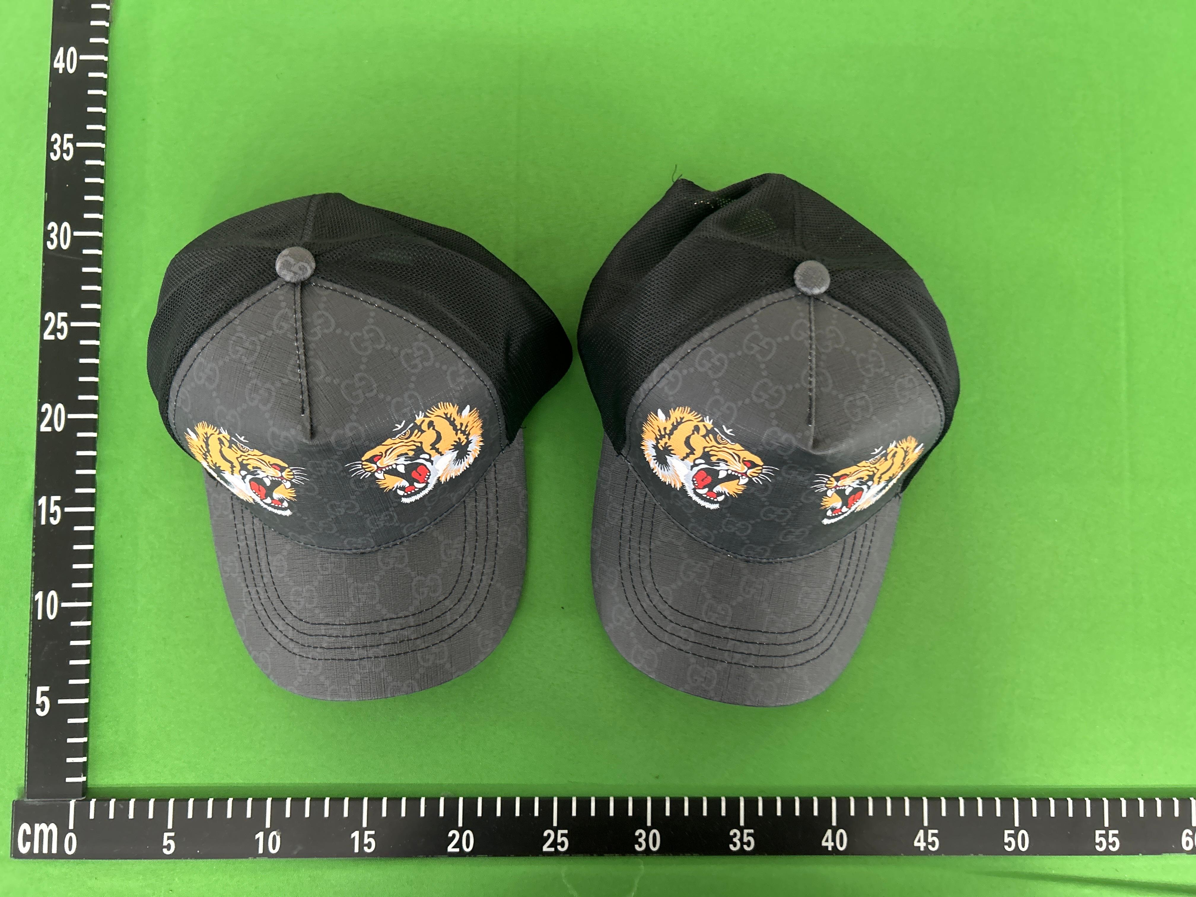 Foto QC 8 de Gucci Animal Print GG Supreme Cap Beige/Ebony