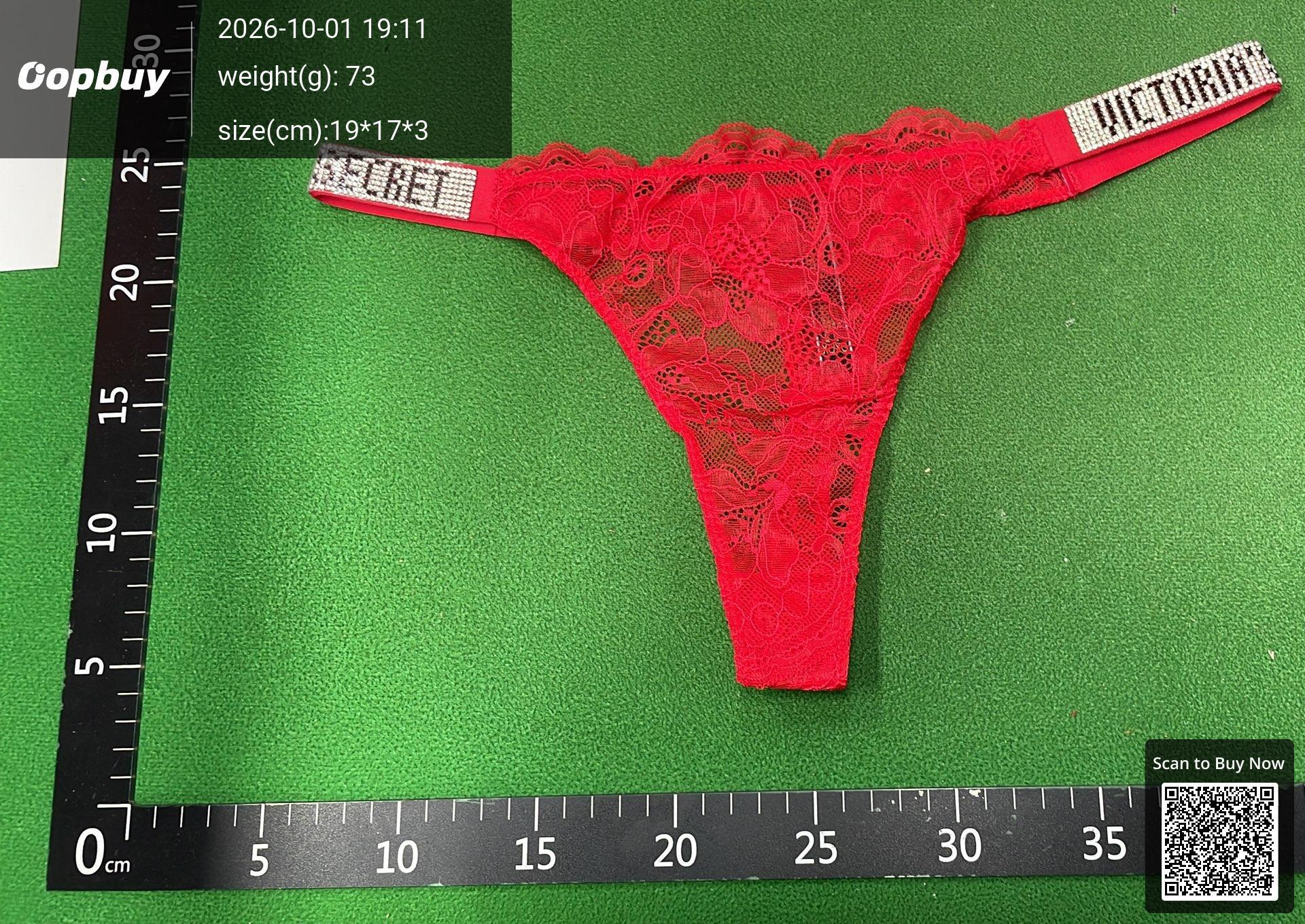 Foto QC 3 de Victoria's Secret Underwear Lace Rhinestone Thong Red