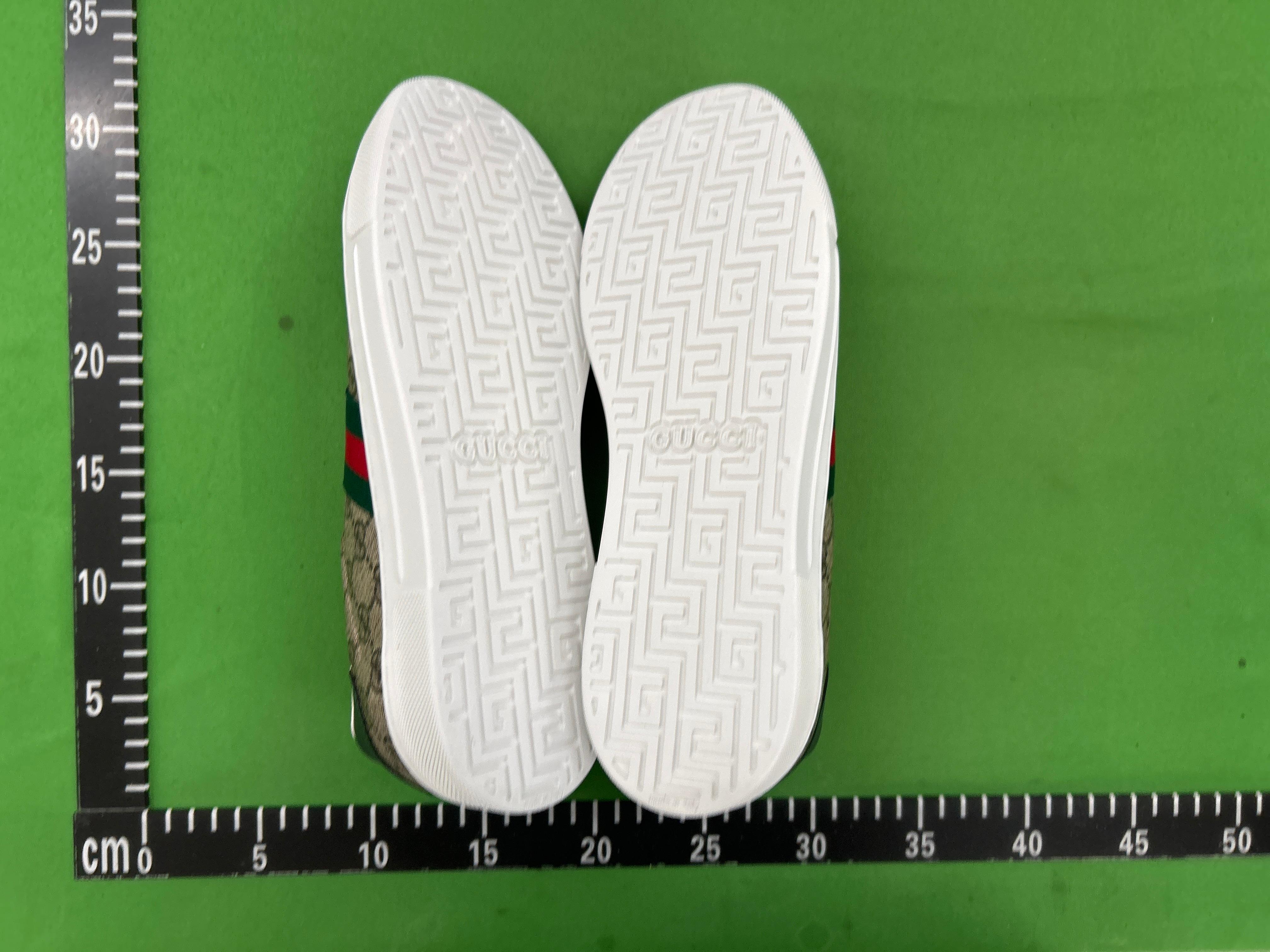 Foto QC 7 de Gucci Ace Leather Sneakers Mystic Cat Logo Print White