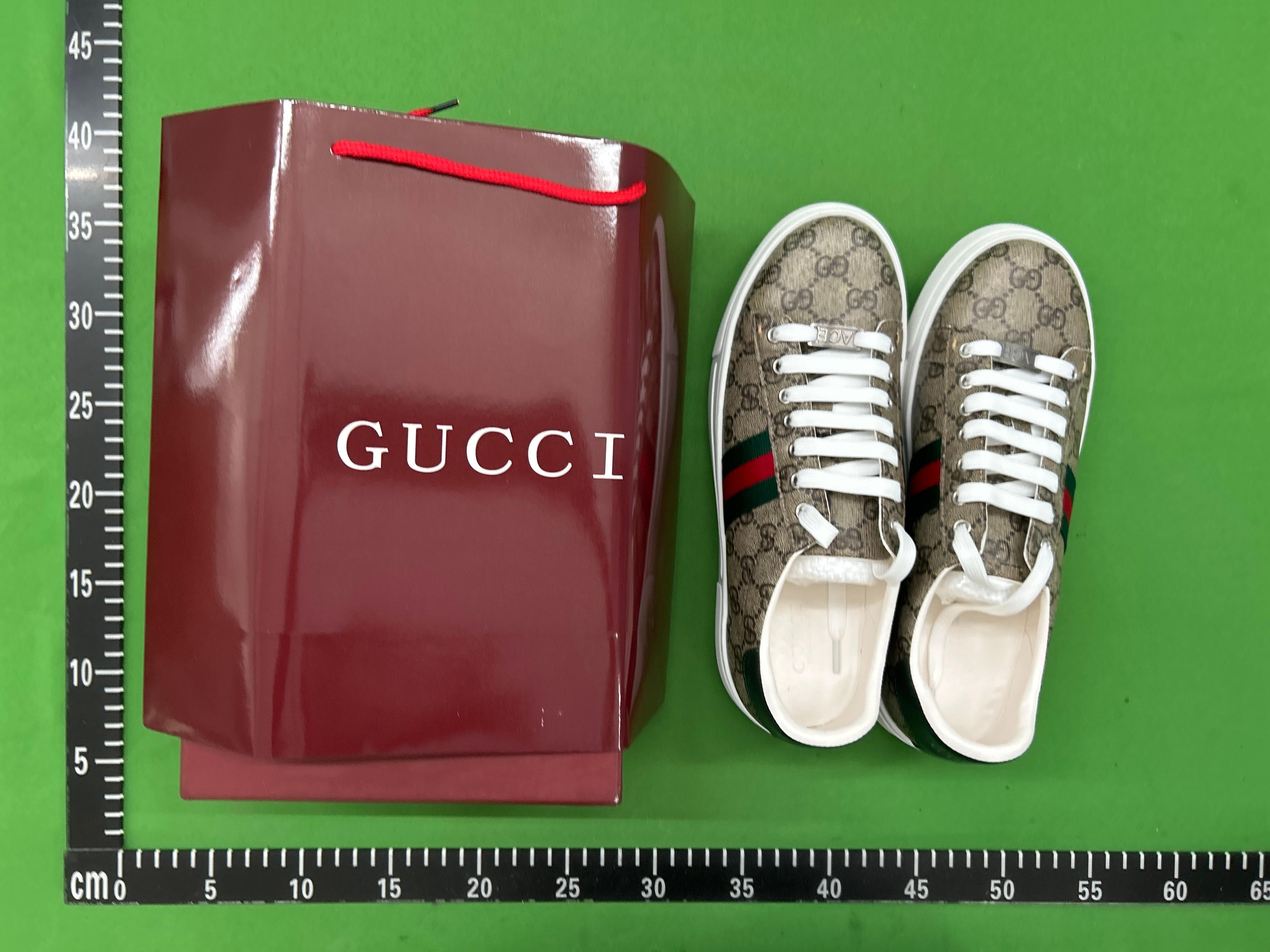 Foto QC 3 de Gucci Ace Leather Sneakers Mystic Cat Logo Print White