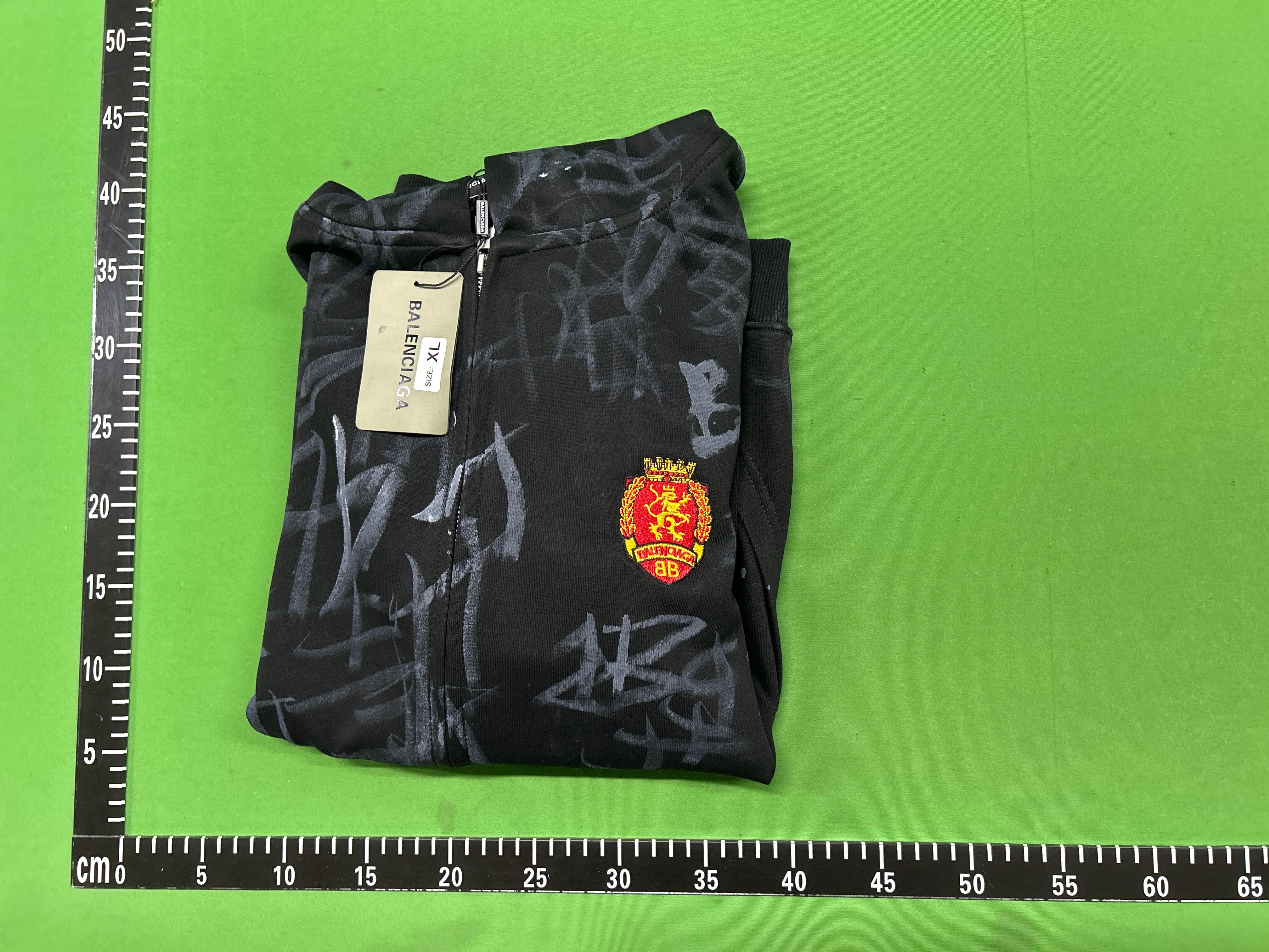 Foto QC 5 de Balenciaga Soccer Zip-up Jacket Hand-painted Graffiti Black