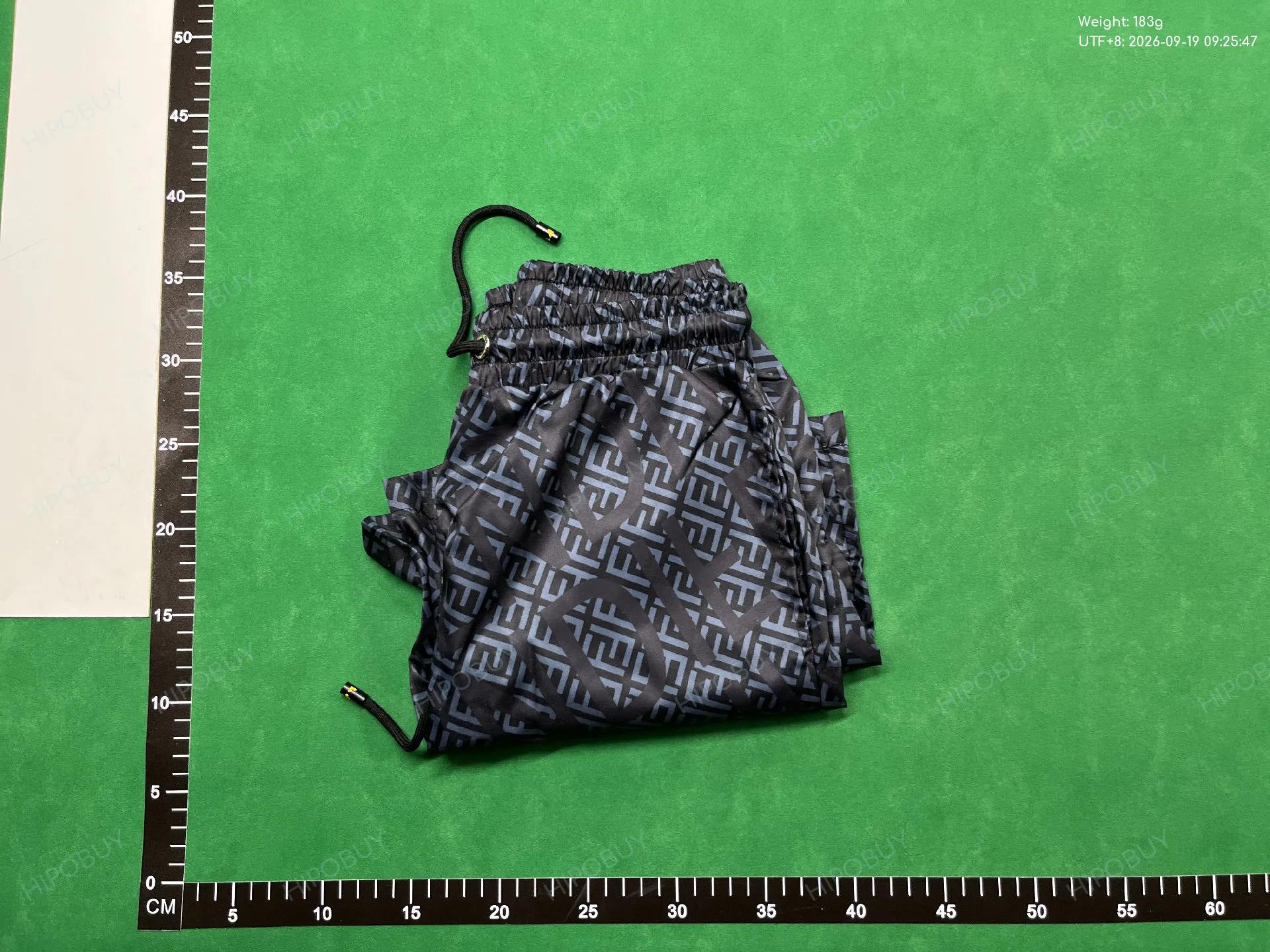 Foto QC 8 de BOSS FD Shorts Geometric Print White Black