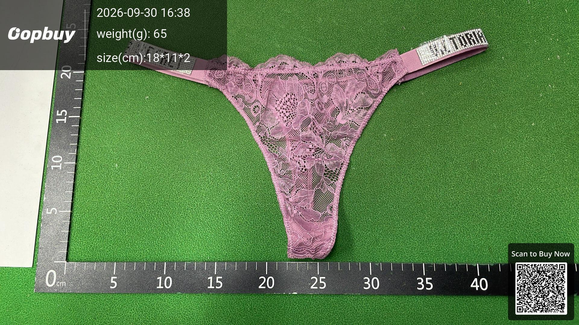 Foto QC 6 de Victoria's Secret Underwear Lace Rhinestone Thong Red