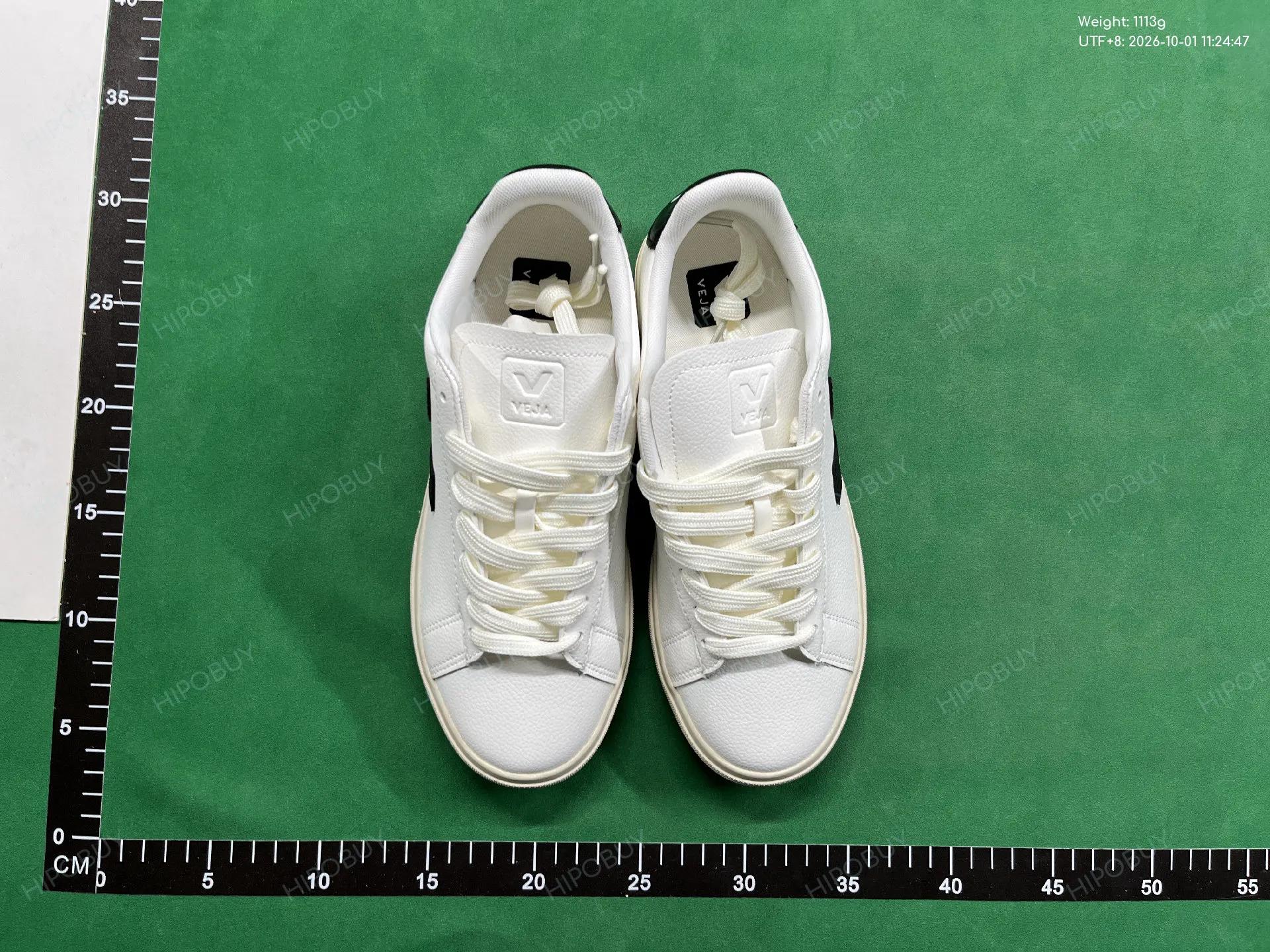Foto QC 6 de Veja Campo Low ChromeFree Extra White Natural Suede CP052429