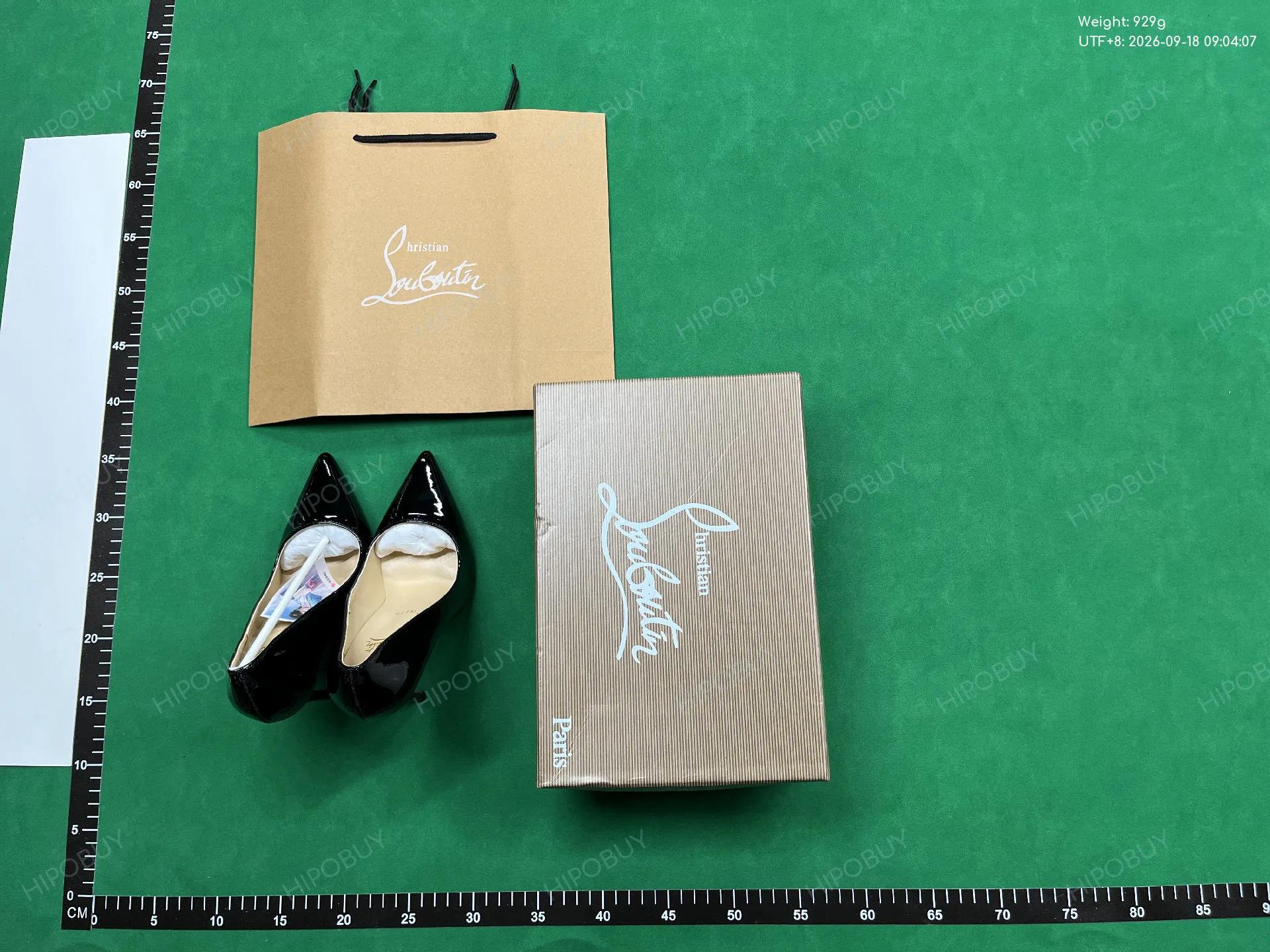 Foto QC 1 de Christian Louboutin So Kate Patent Leather High Heel Black