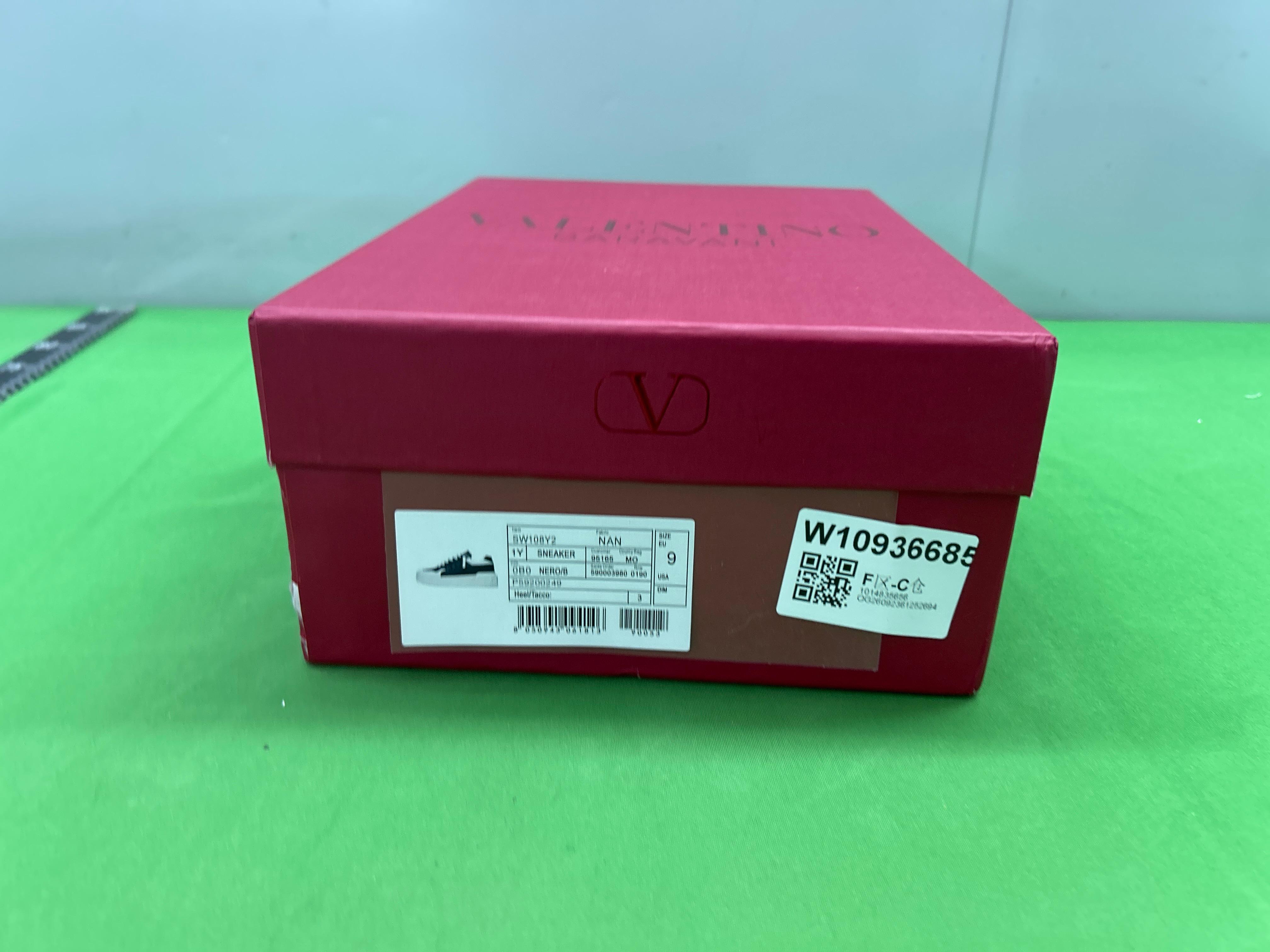 Foto QC 1 de Valentino One Stud XL Low-top Toile Iconographe Monogram