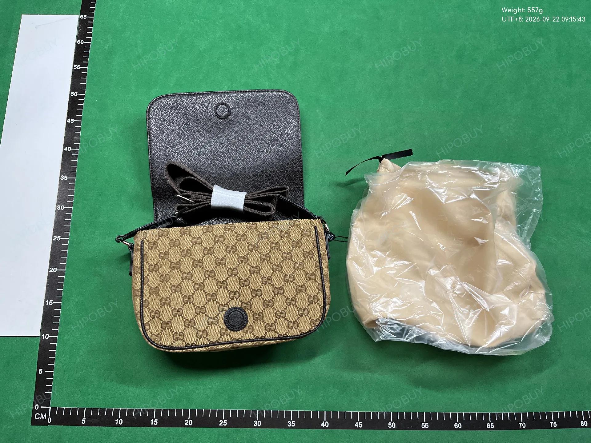 Foto QC 6 de Gucci Messenger Bag Black GG Canvas