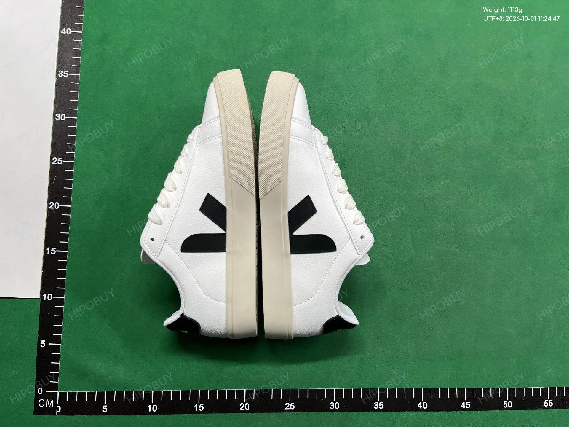 Foto QC 4 de Veja Campo Low ChromeFree Extra White Natural Suede CP052429