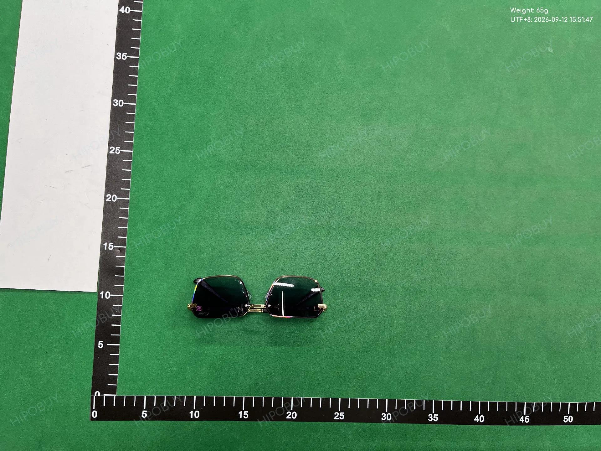 Foto QC 3 de Cartier Panthère Square-Frame Metal Sunglasses Gold Brown Grey Gradient (3068)