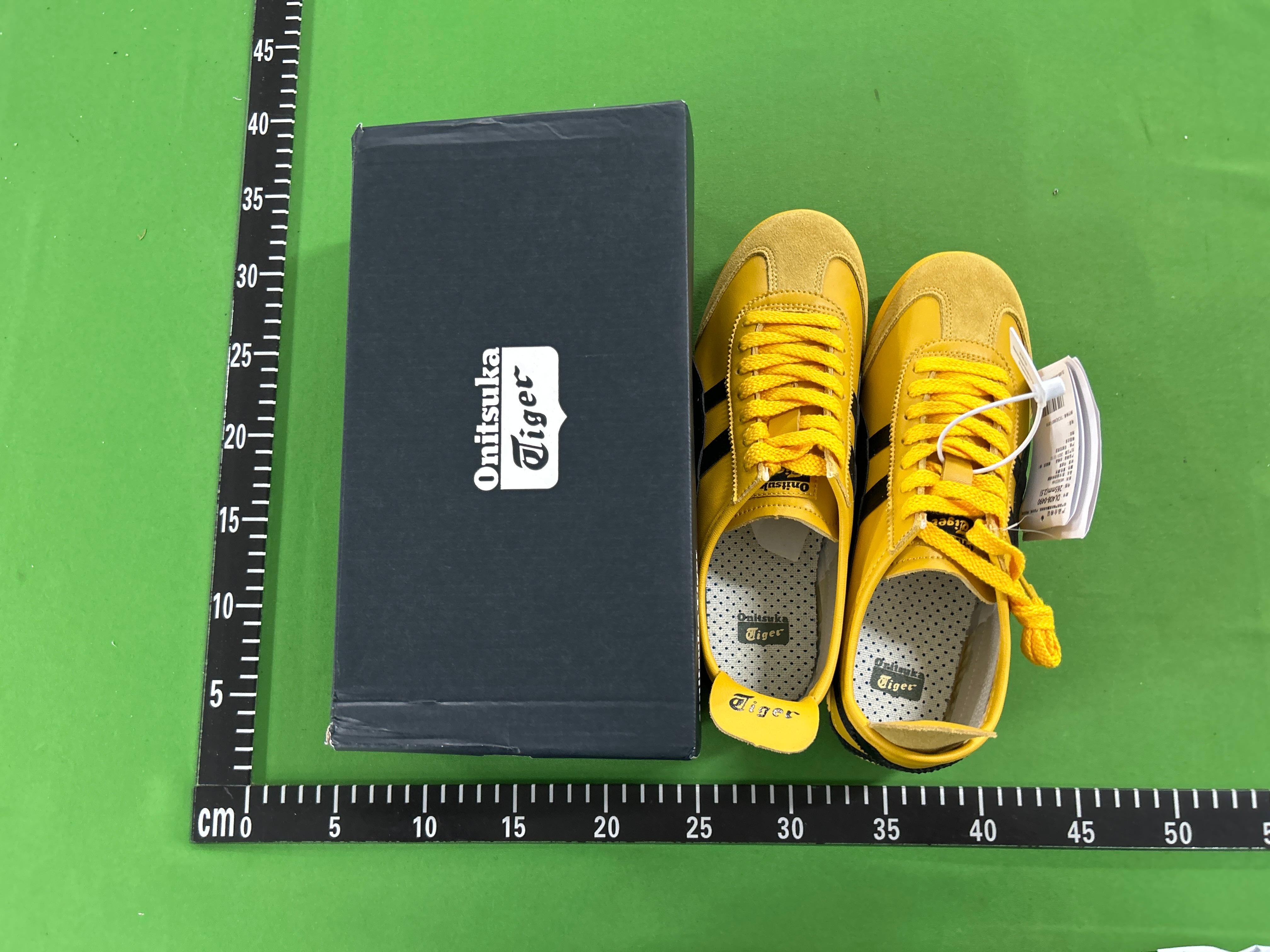 Foto QC 2 de Onitsuka Tiger Tokuten Low Grey White Gum