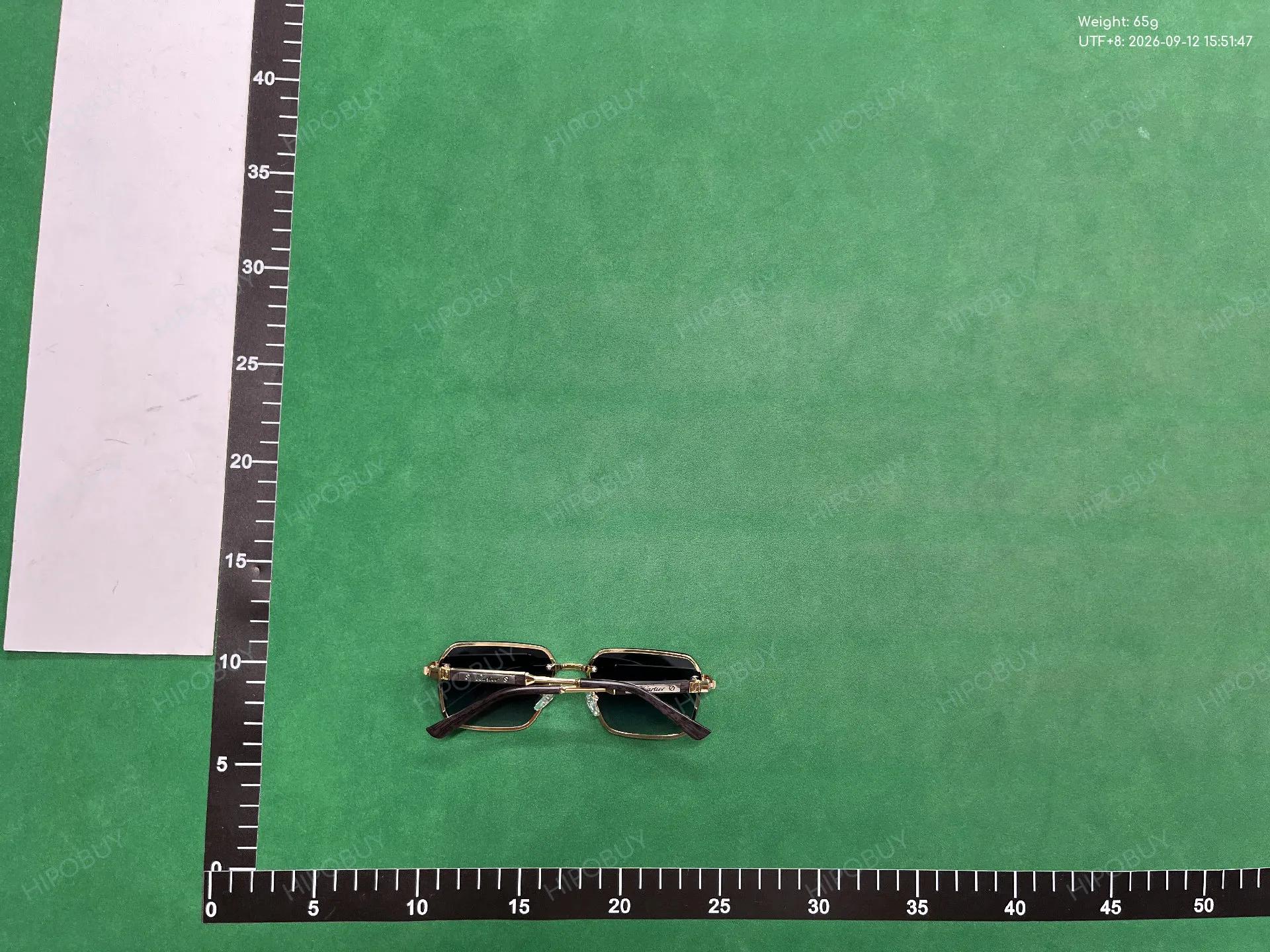 Foto QC 4 de Cartier Panthère Square-Frame Metal Sunglasses Gold Brown Grey Gradient (3068)