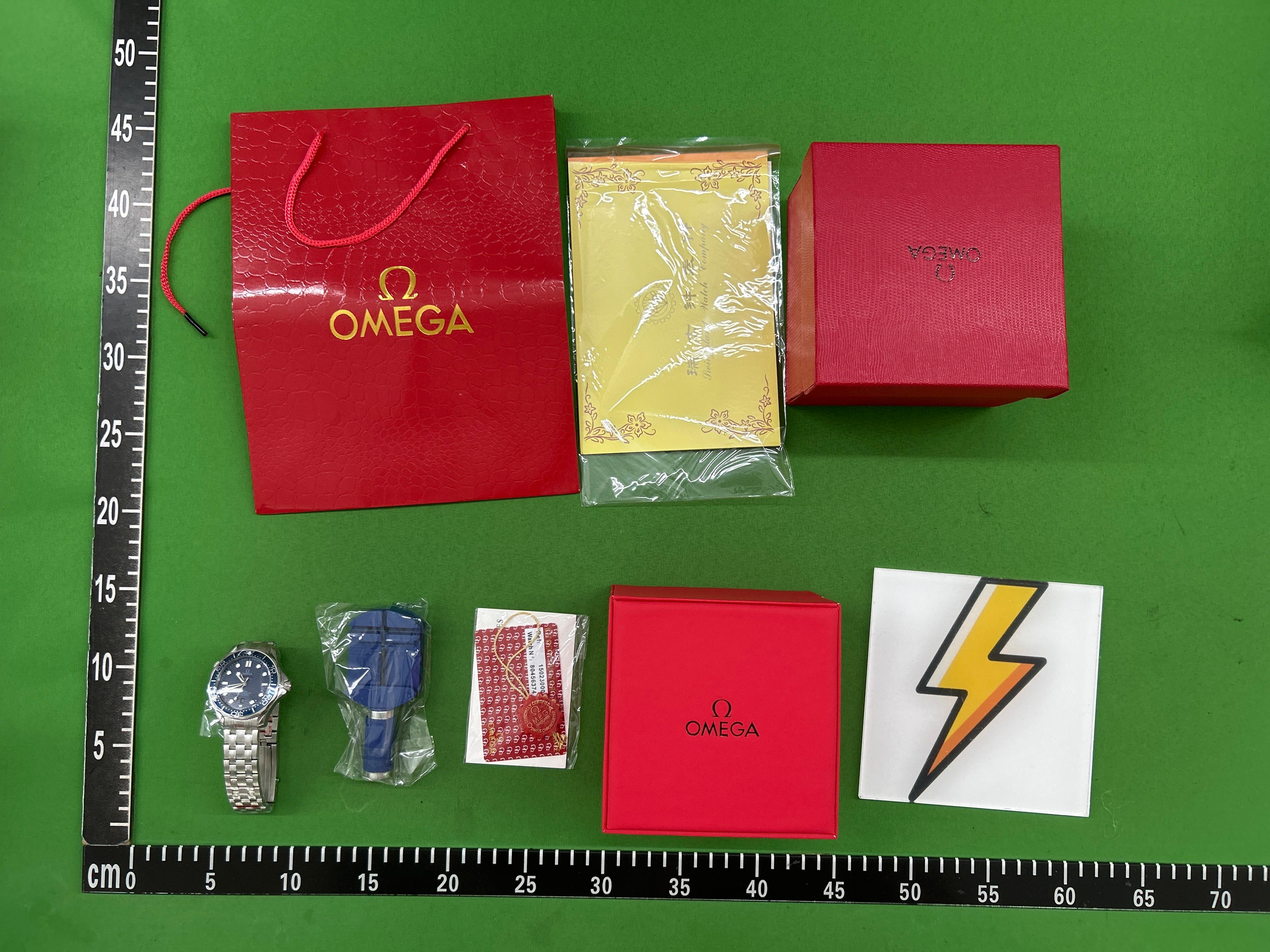 Foto QC 4 de Omega Seamaster Diver 300M 210.32.42.20.04.001