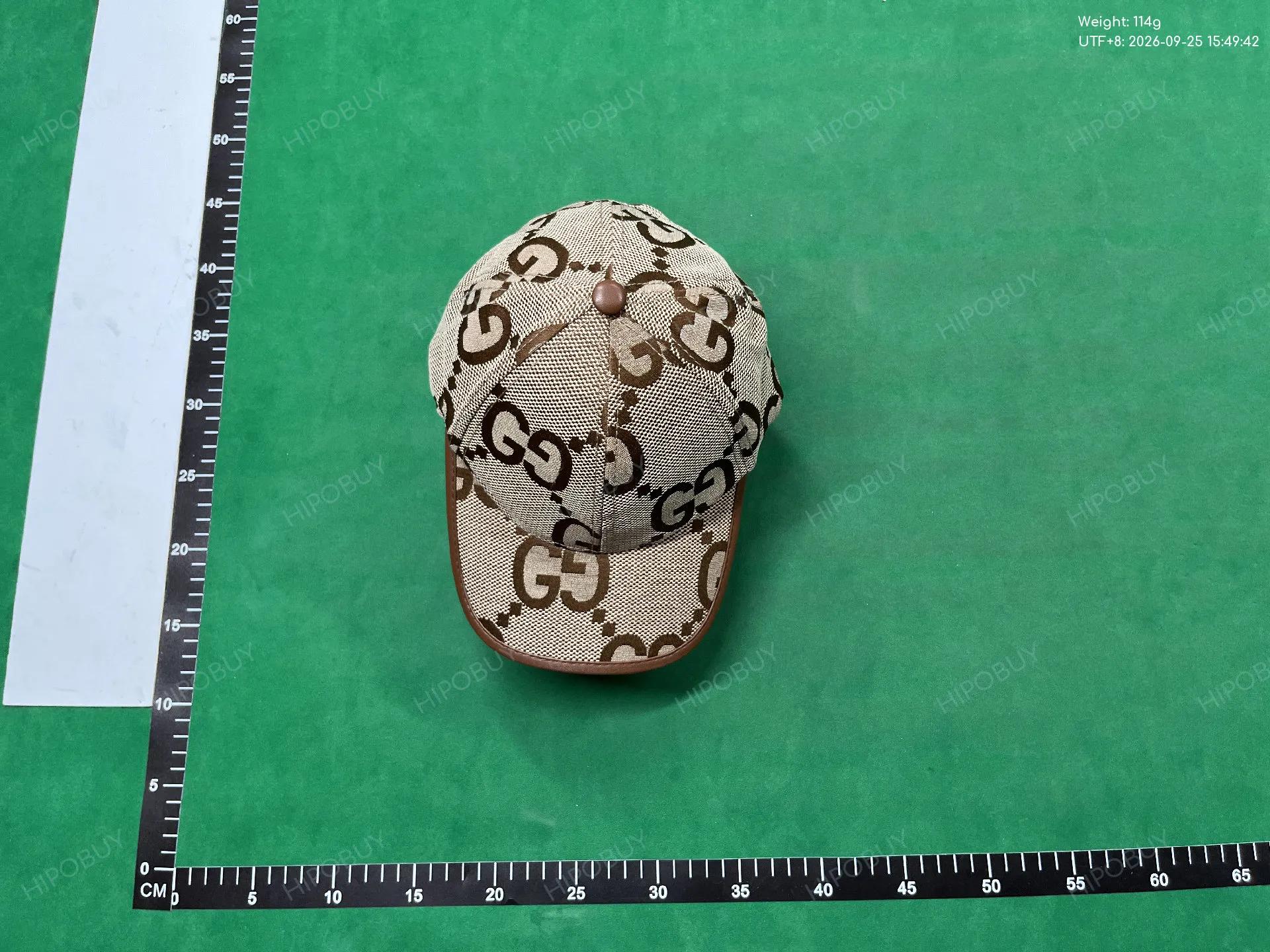 Foto QC 8 de Gucci Jumbo GG Cap Beige