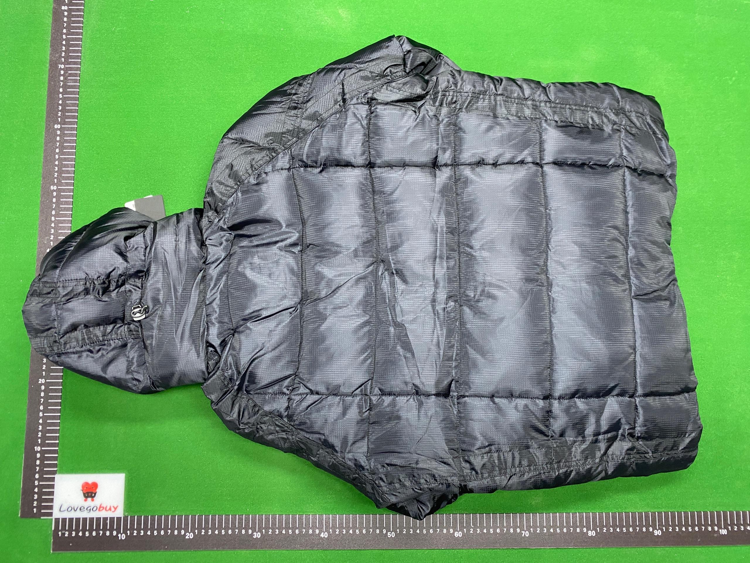Foto QC 3 de Canada Goose Wyndham Down Jacket Fur Trim Navy