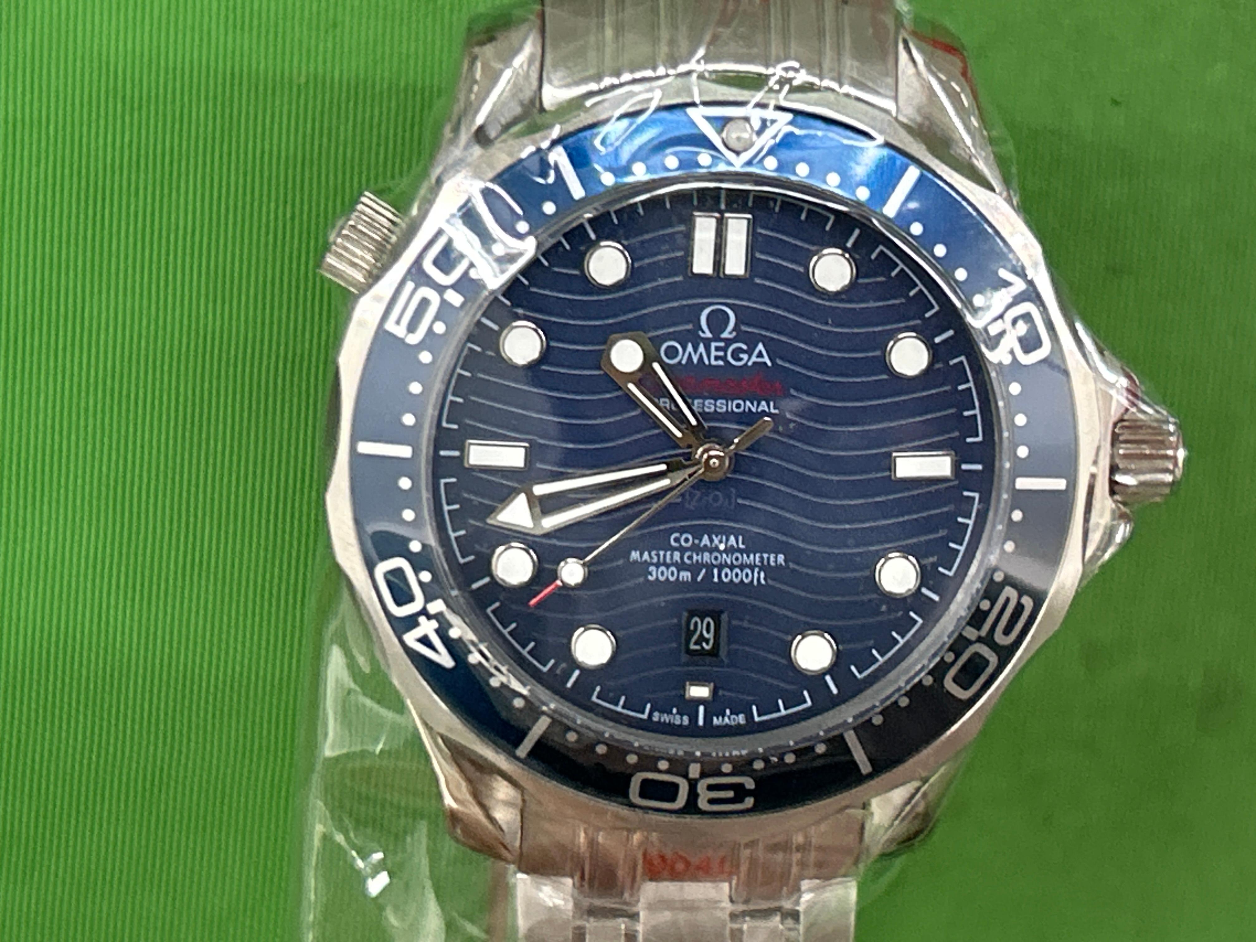 Foto QC 5 de Omega Seamaster Diver 300M 210.32.42.20.04.001