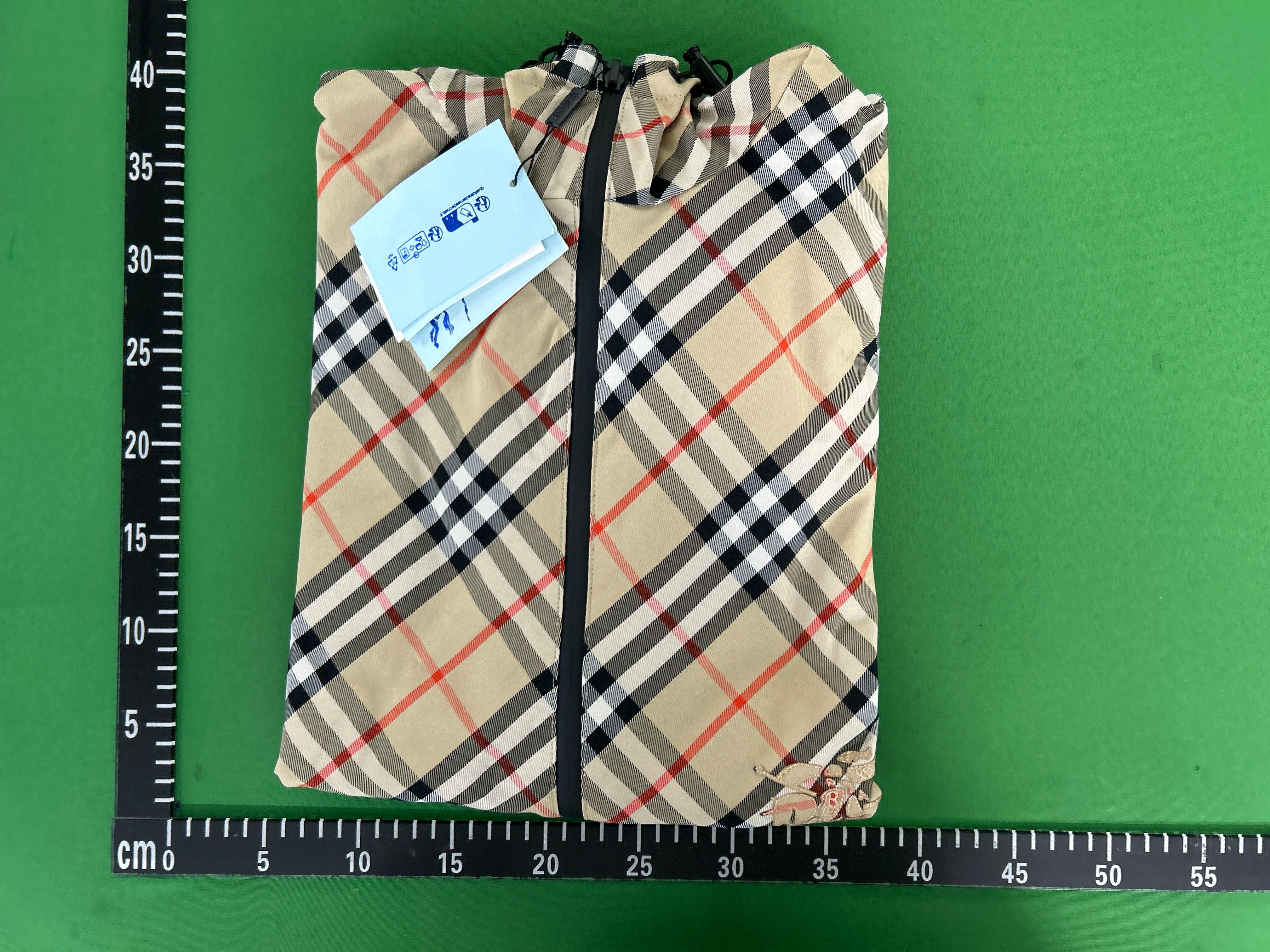 Foto QC 5 de Burberry Windbreaker Jacket Hooded Equestrian Knight Logo Black