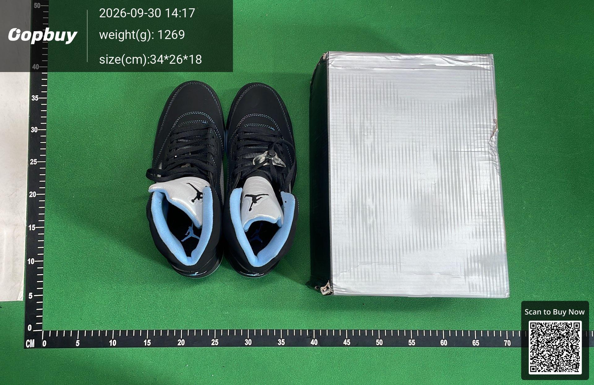 Foto QC 1 de Jordan 12 Retro Field Purple CT8013-057