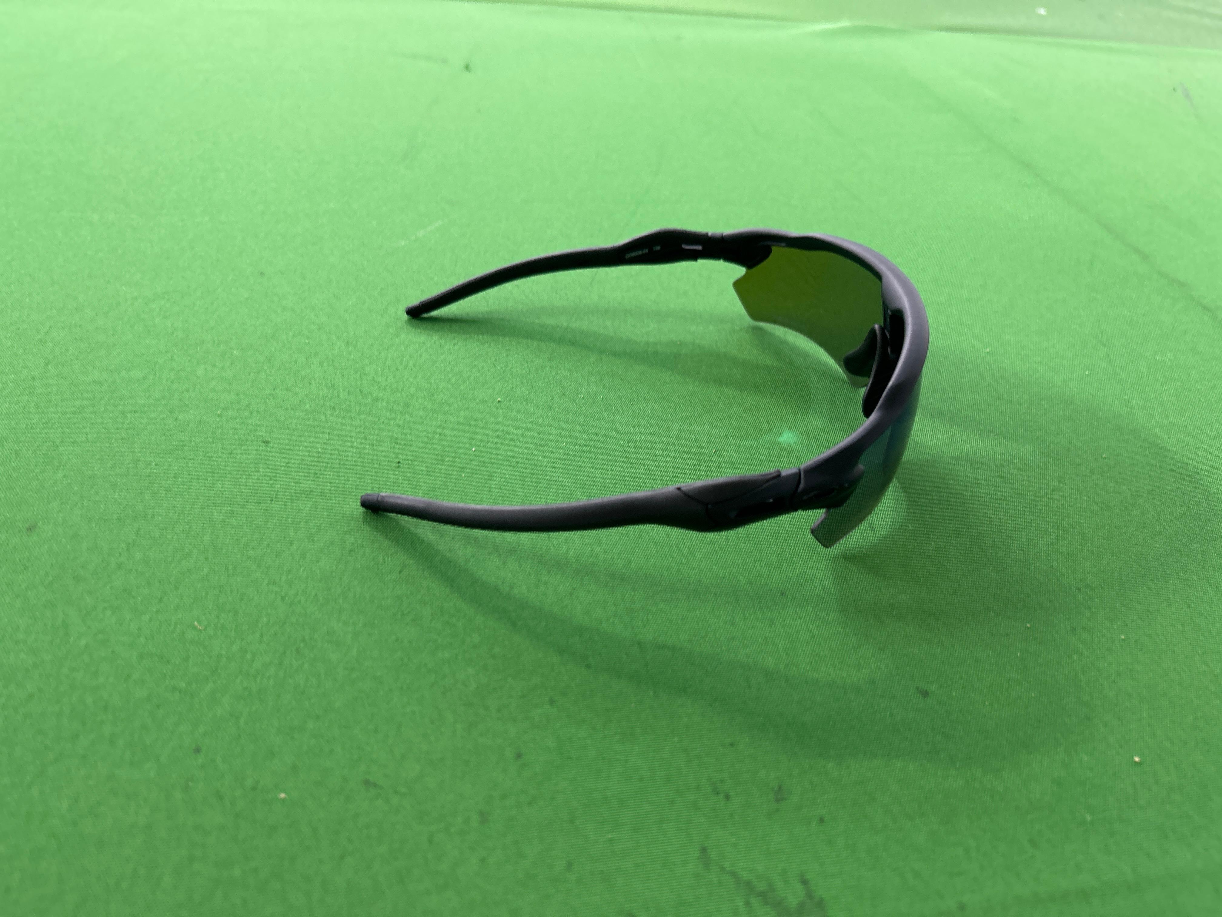 Foto QC 1 de Oakley Radar EV Path O Matter Sunglasses Polished Black Prizm Black Polarized (OO9208)