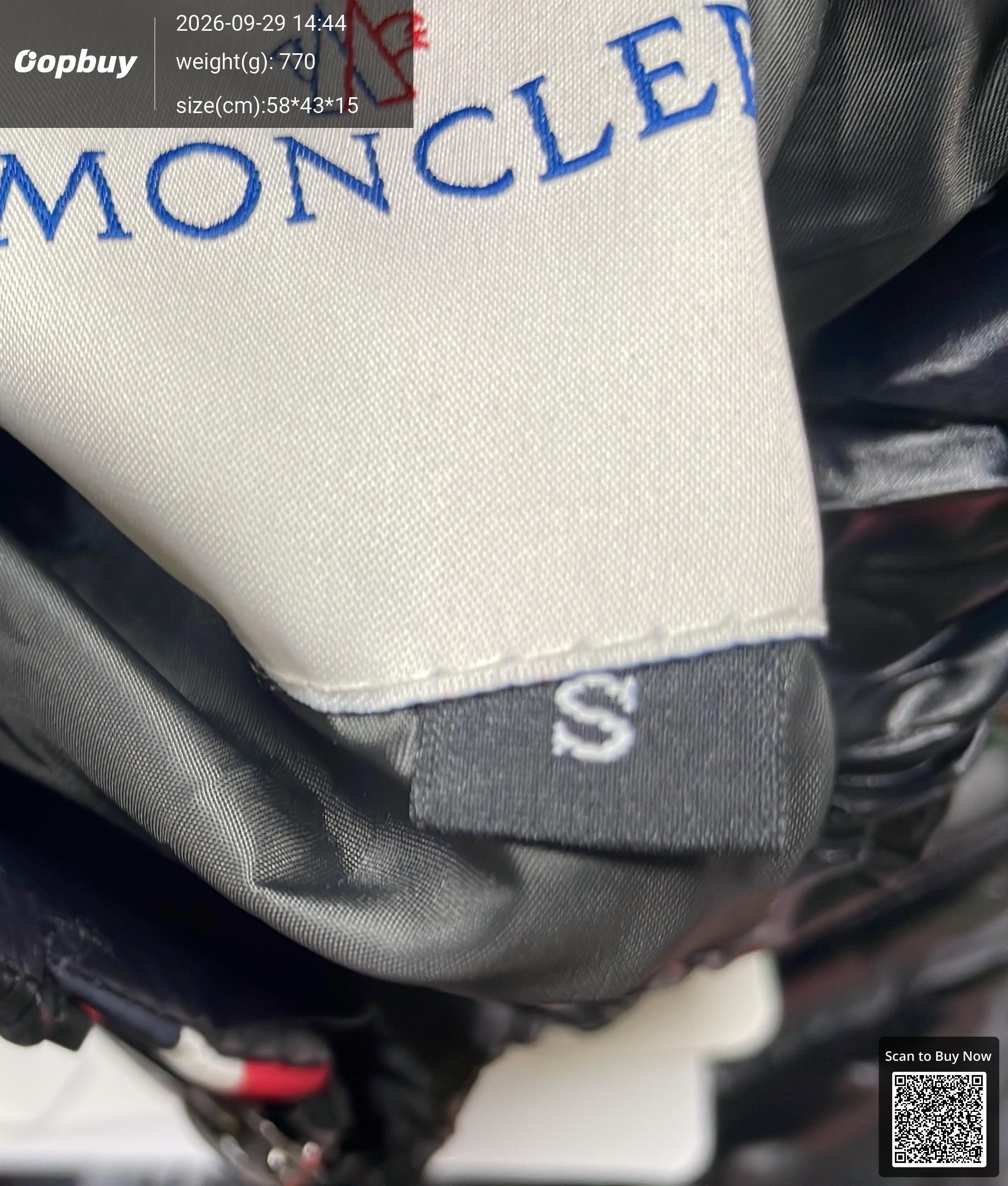 Foto QC 1 de Prada Linea Rossa Puffer Jacket Hooded Primaloft Black