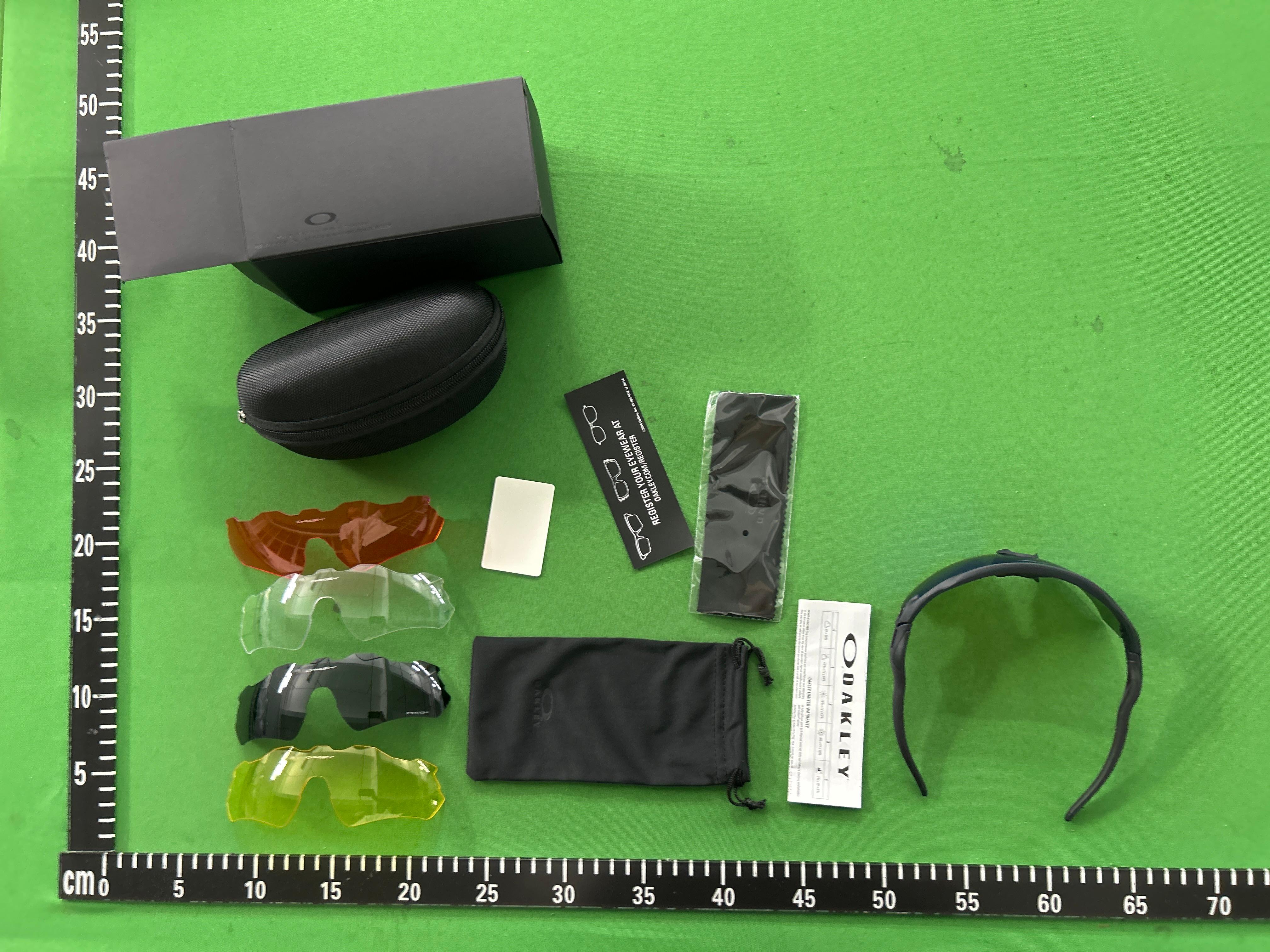 Foto QC 2 de Oakley Radar EV Path O Matter Sunglasses Polished Black Prizm Black Polarized (OO9208)